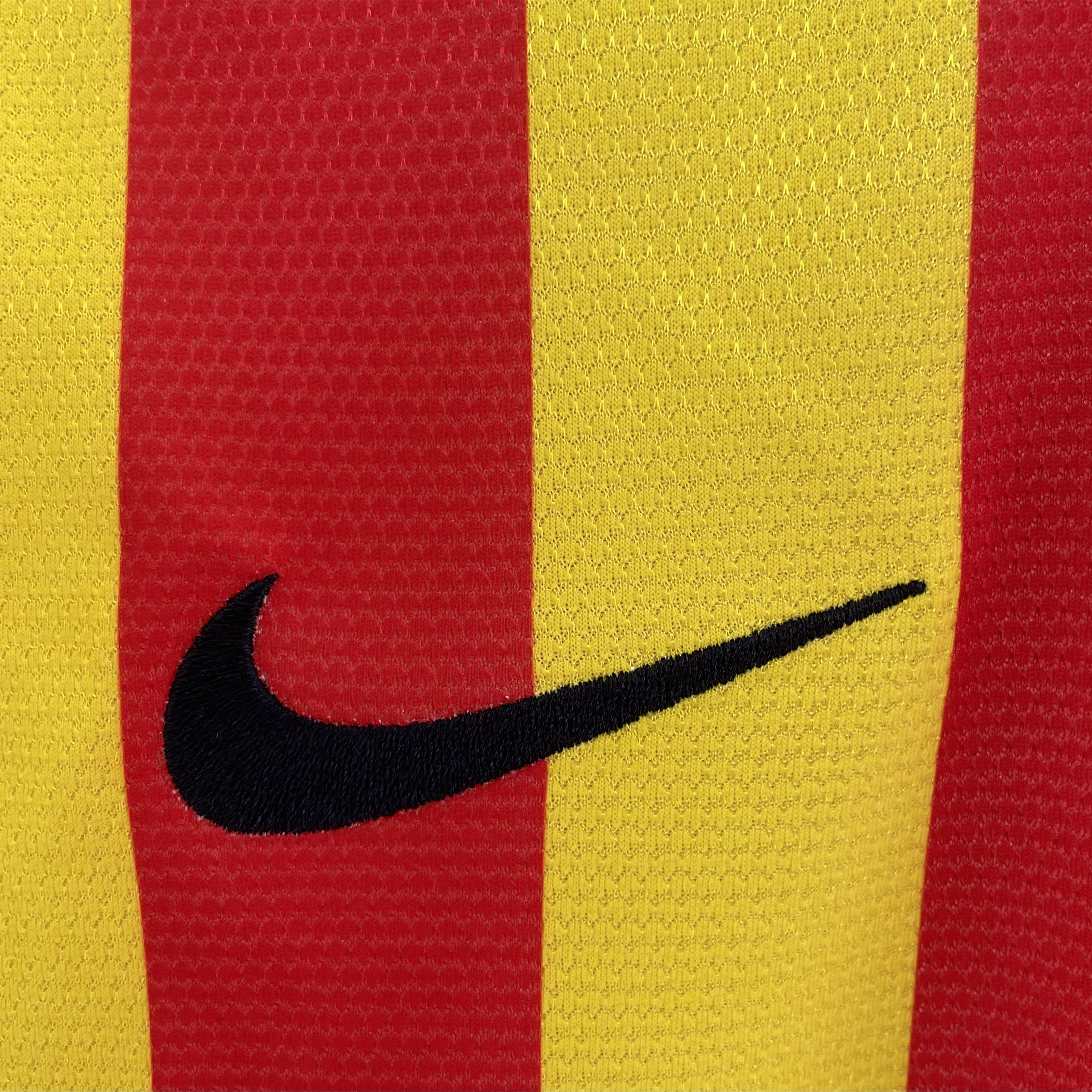 AlphaJersey-Retro Barcelona 13-14 Away Jersey