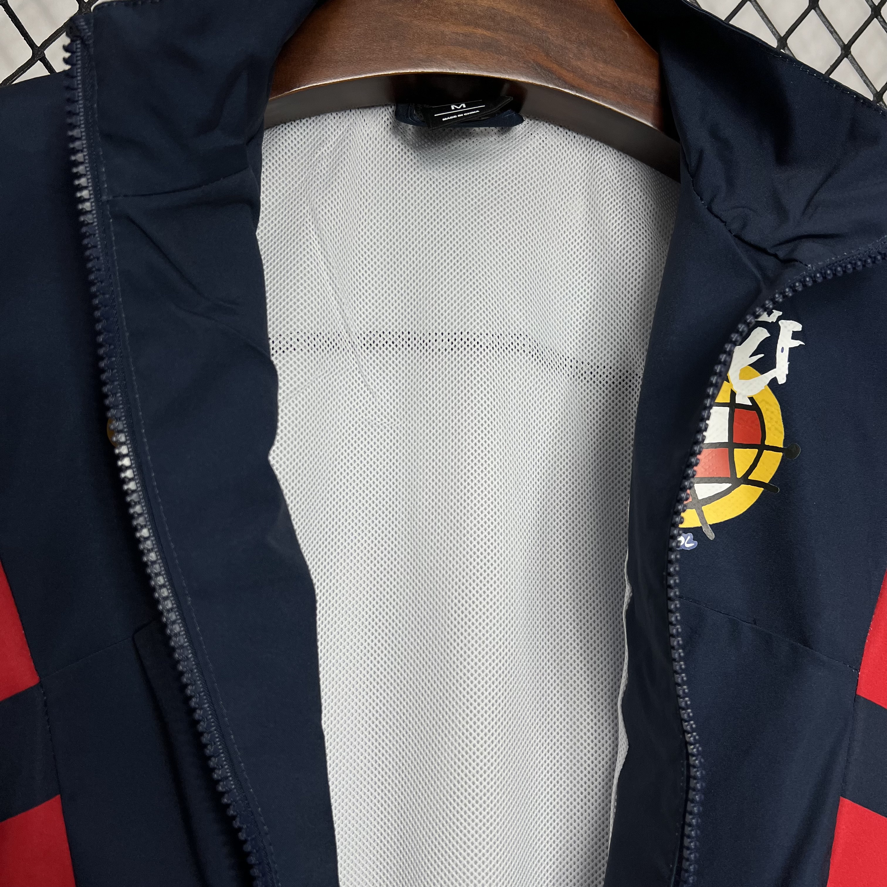 AlphaJersey-Spain 2024 Retro Style Player Windbreaker Jacket - Deep Blue