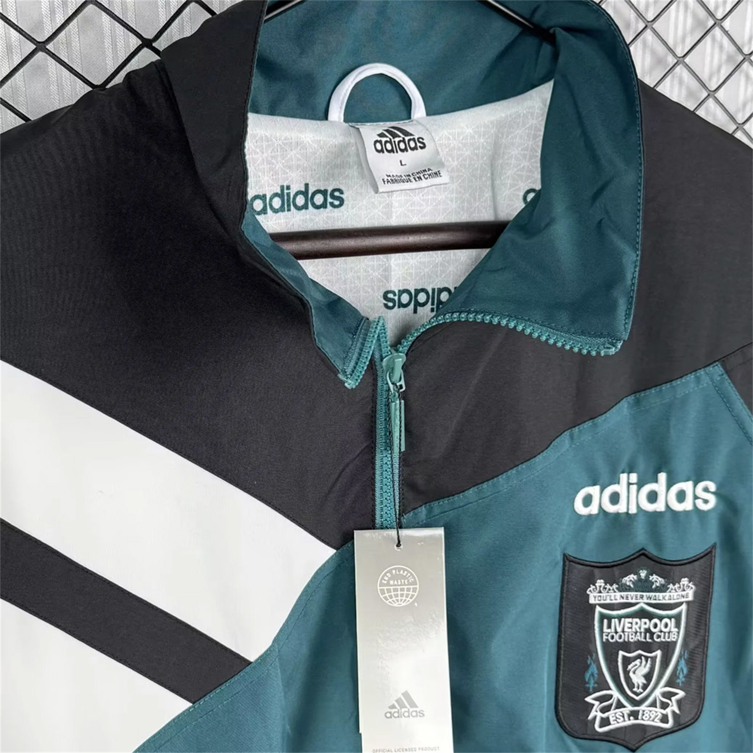 AlphaJersey-Retro Liver.pool 1995-96 Green And Black Windbreaker