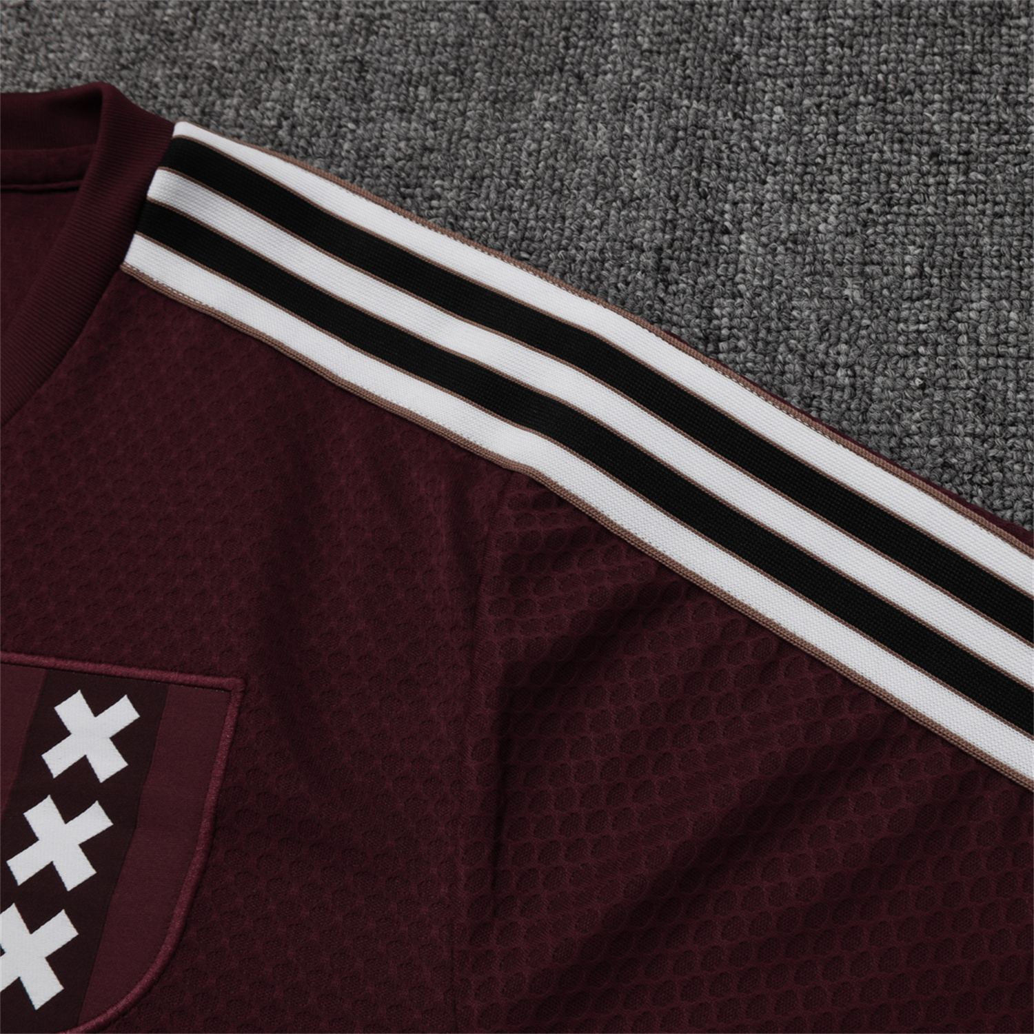 AlphaJersey-Ajax 25-26 Throwback Trefoil Short-Sleeve Training Set - Deep Red