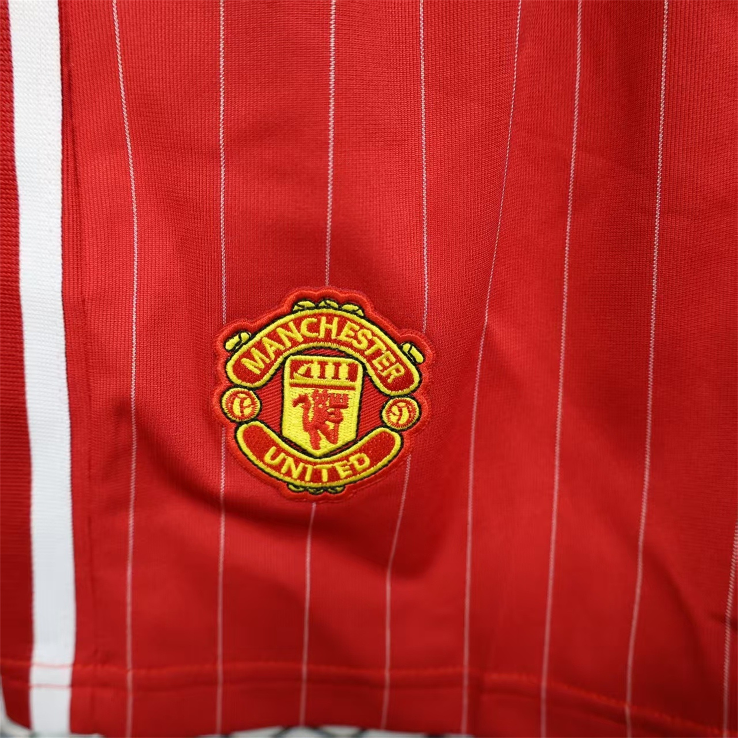 AlphaJersey-Manchester United 25-26 Trefoil Red Travel Shorts - Player Version