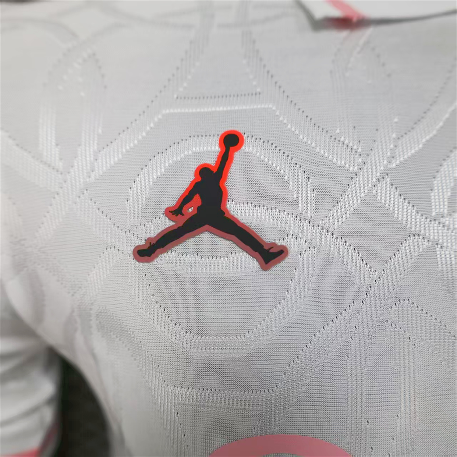 AlphaJersey-Paris Saint-Germain PSG 25-26 White And Pink Pre-Match Training Jersey - Player Version