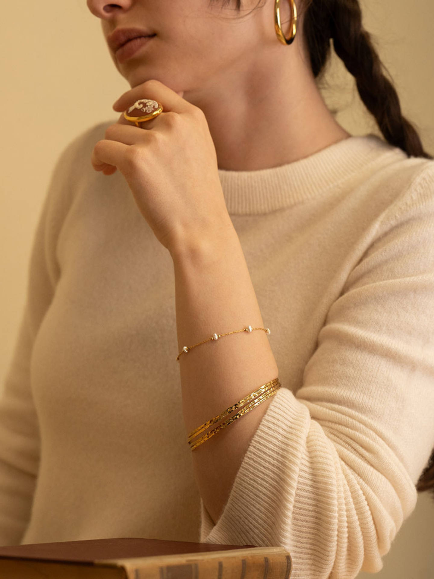 Pearl Bracelet | Elegant Women's Fashion by coolavocek