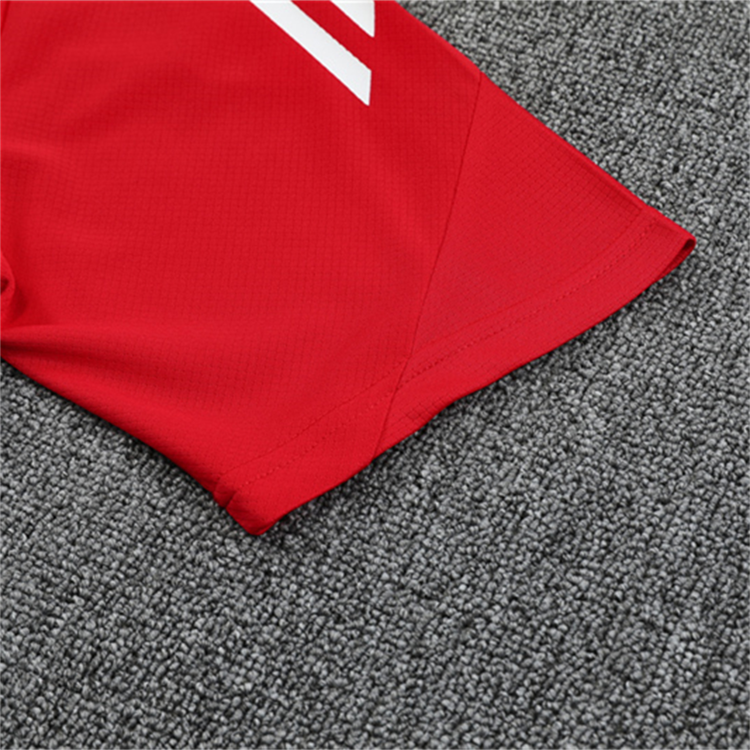 AlphaJersey-Manchester United 25-26 Short-Sleeve Training Set - Red Top & Black Shorts