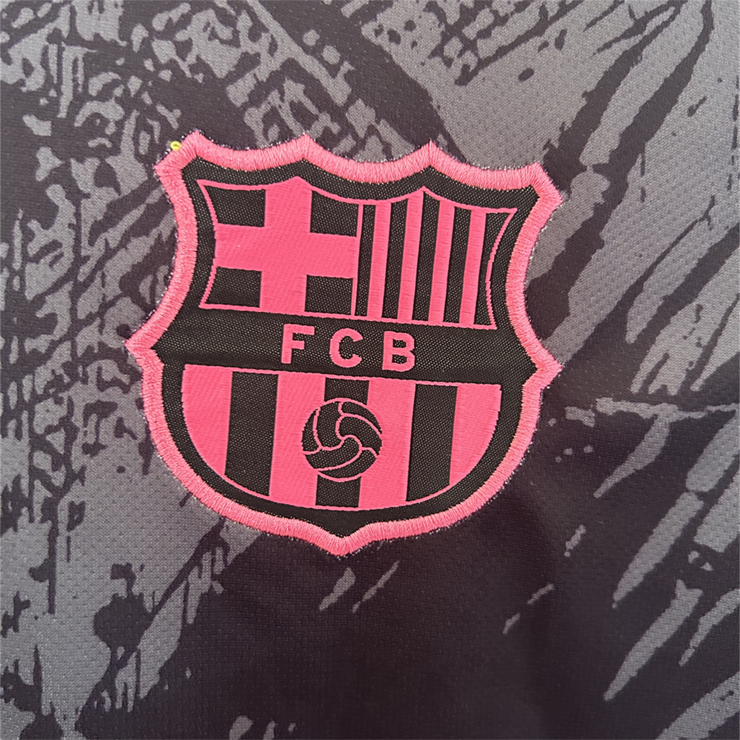AlphaJersey-Barcelona 25-26 Pink Lion Black Jersey - Fans Version