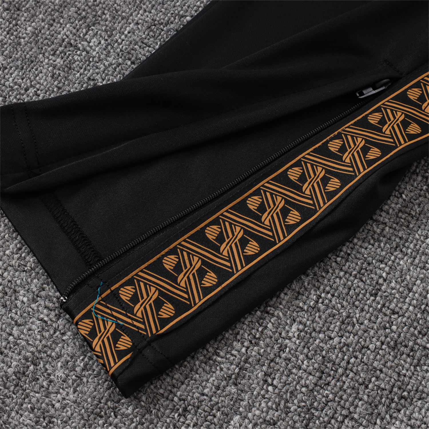 AlphaJersey-Portugal 2026 Long Sleeve Training Set - Gold Lines Black Top & Pants