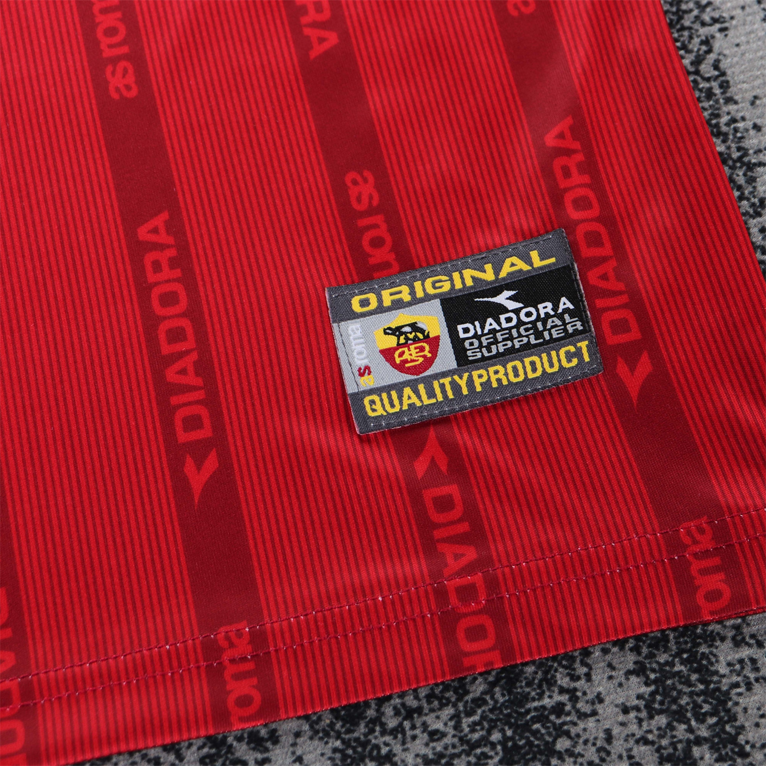 AlphaJersey-Retro Roma 1999-00 Home Kids Kit