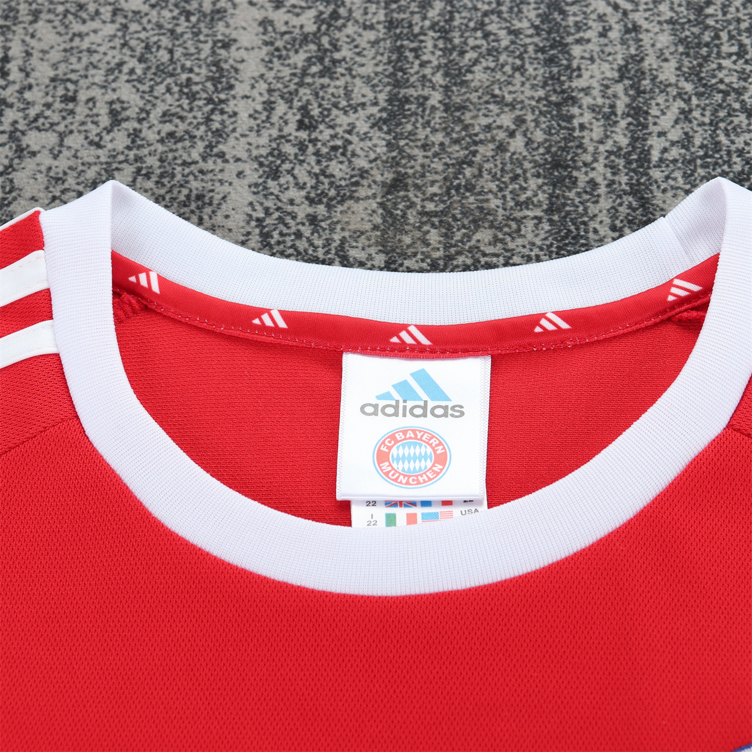 AlphaJersey-Retro Bayern Munich 2001-02 Home Kids Kit