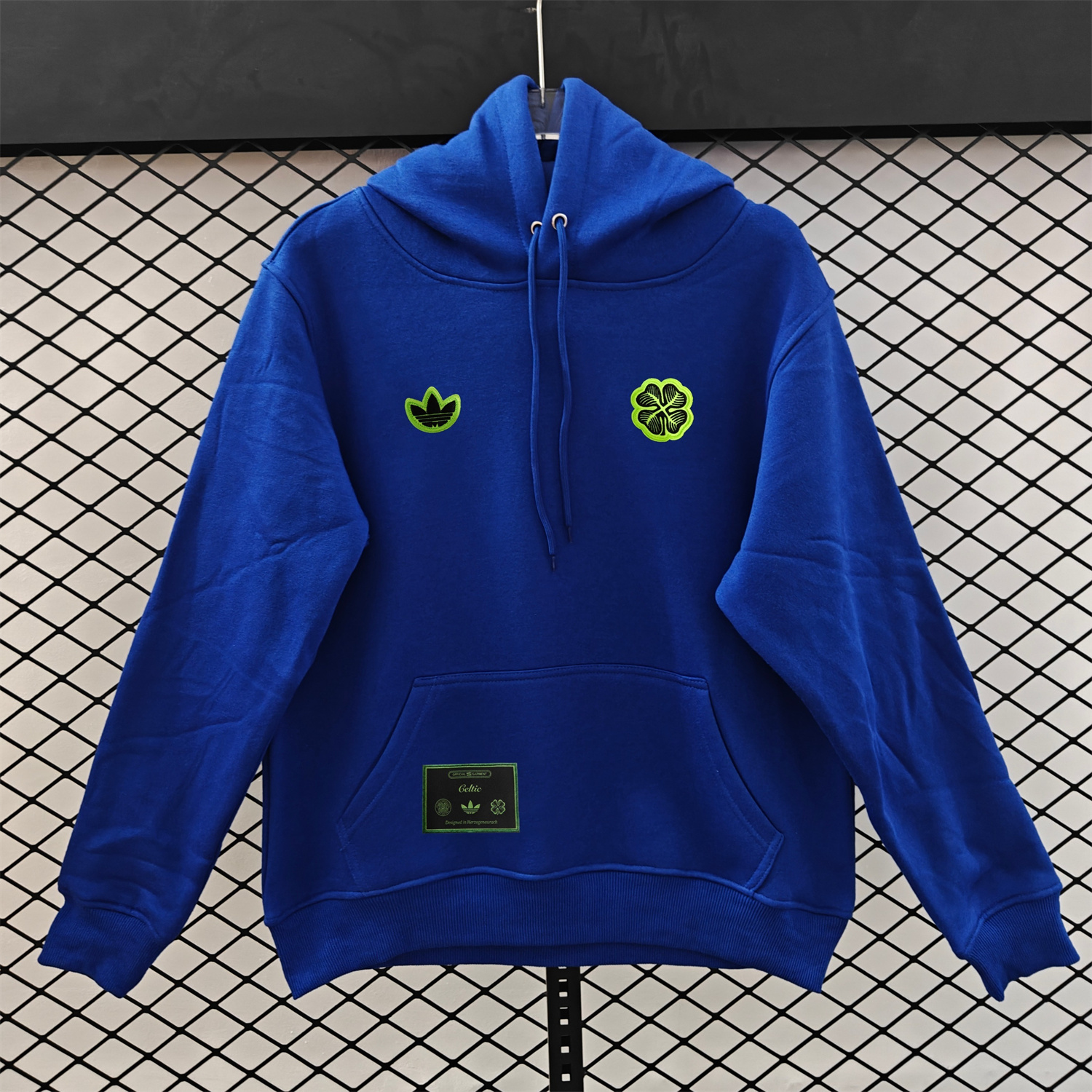 AlphaJersey-Celtic 25-26 Originals Terrace Icon Unisex Pullover Hoodie