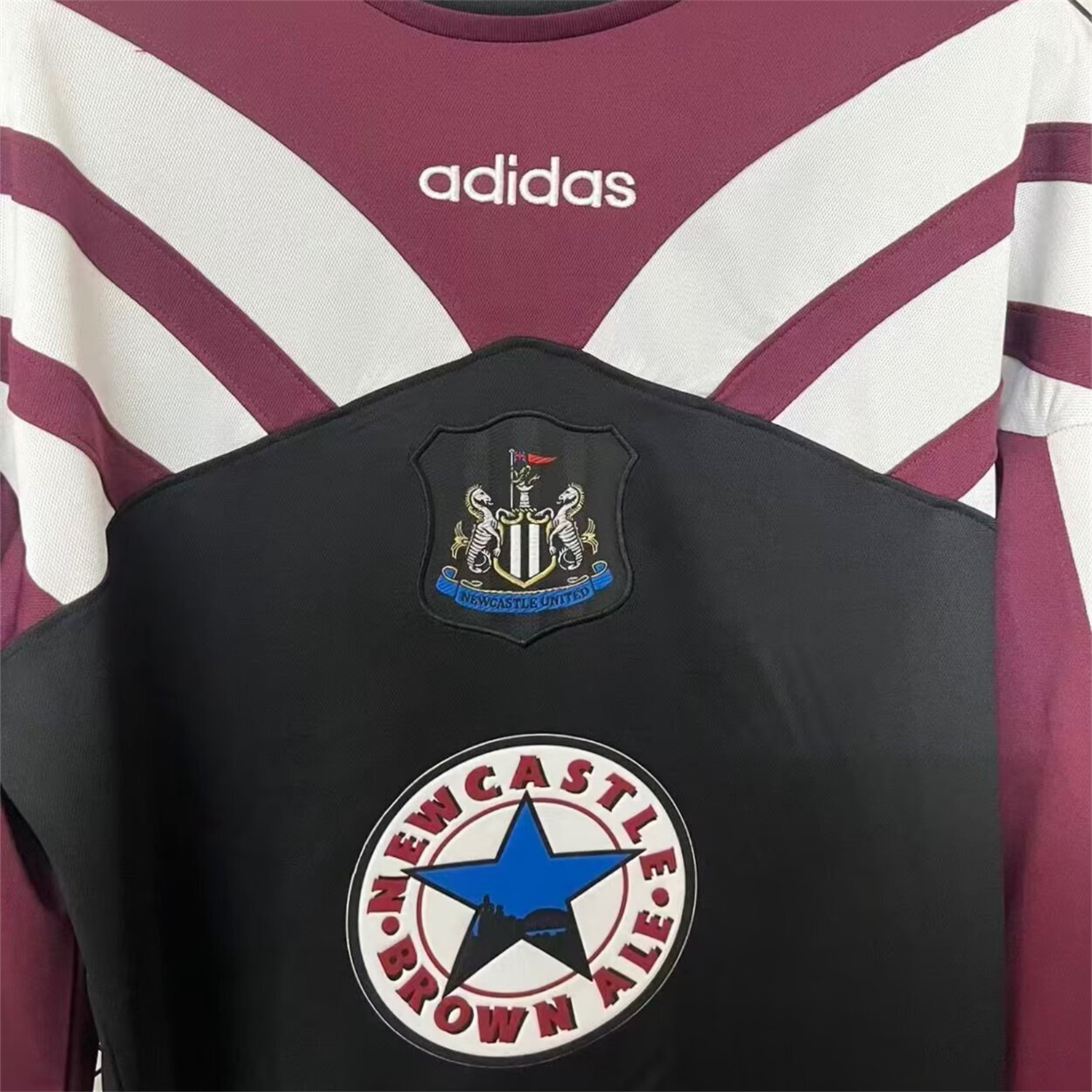 AlphaJersey-Retro Newcastle United 1995-96 Central Logo Special Unisex Pullover Hoodie
