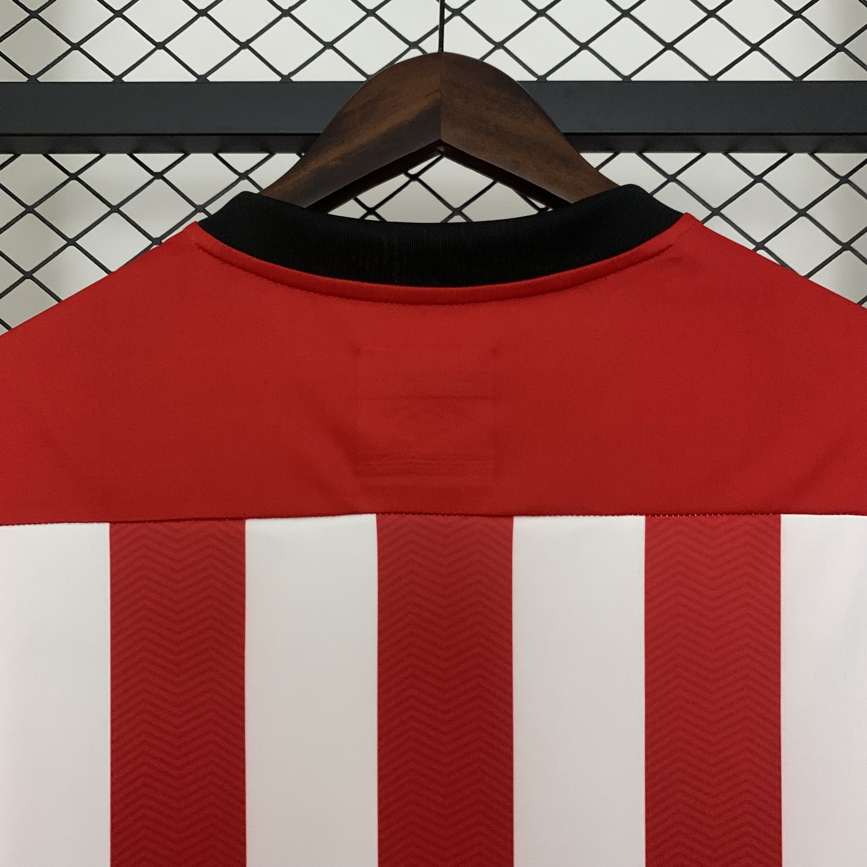 AlphaJersey-Retro Athletic Bilbao 2011-12 Home Jersey