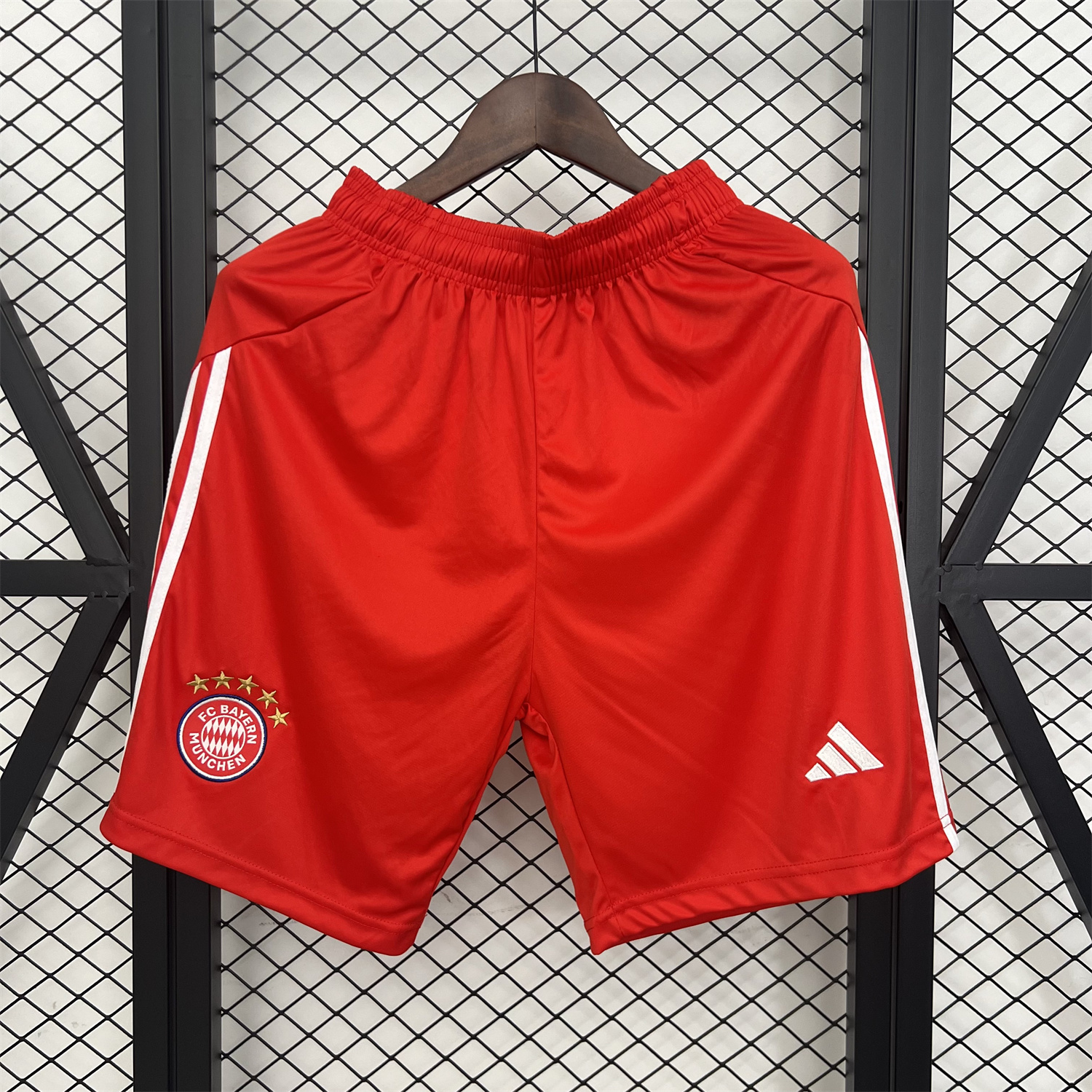 AlphaJersey-Bayern Munich 25-26 Home Red Shorts - Fans Version