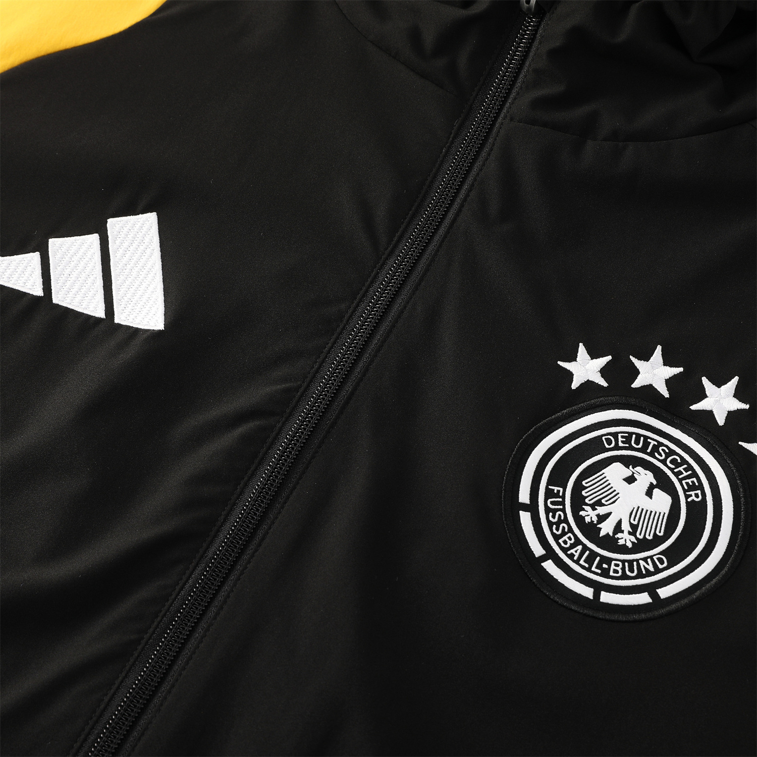 AlphaJersey-Germany 2026 Hooded Windbreaker Training Set - Black Red Top and Pants