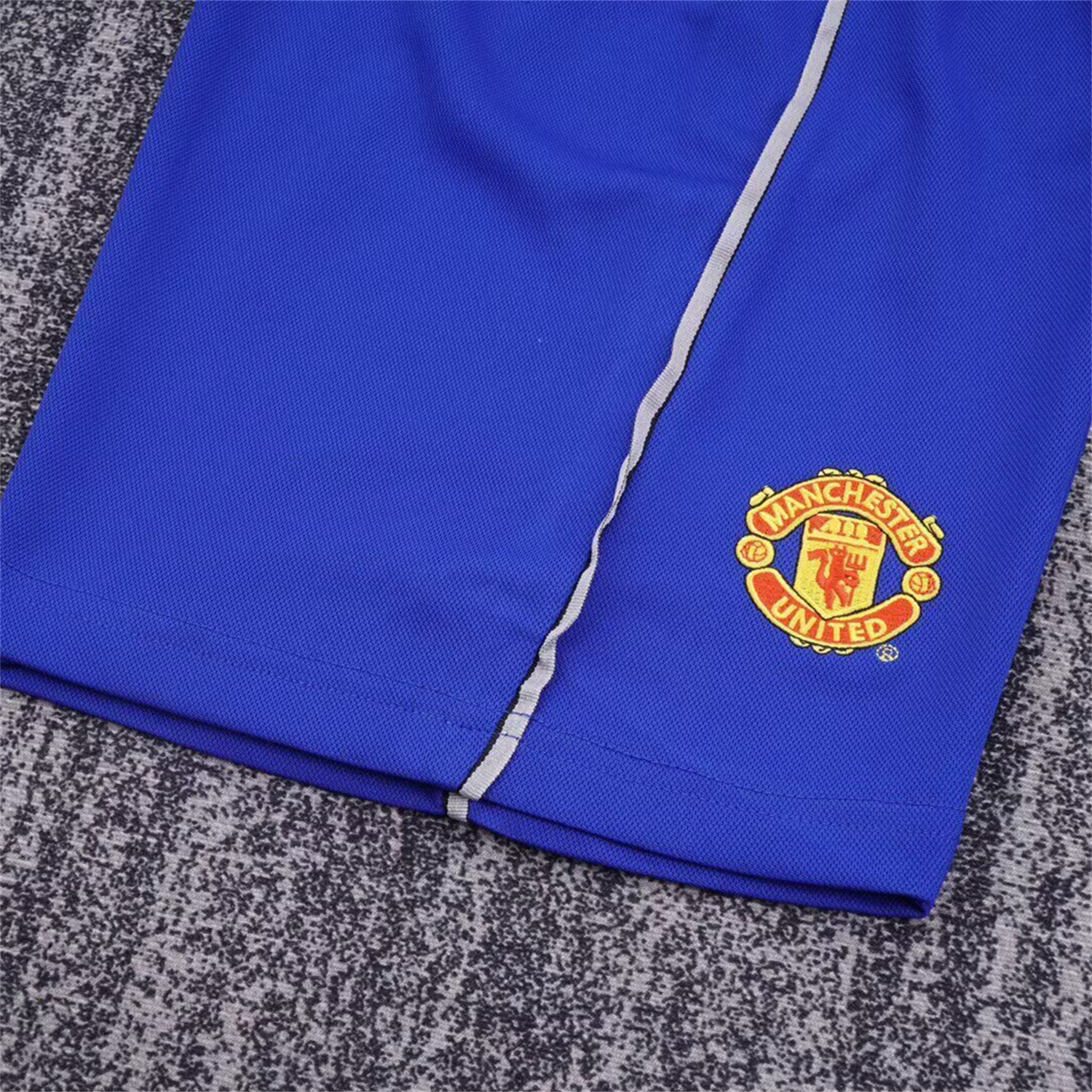 AlphaJersey-Retro Manchester United 2002-03 Third Kids Kit
