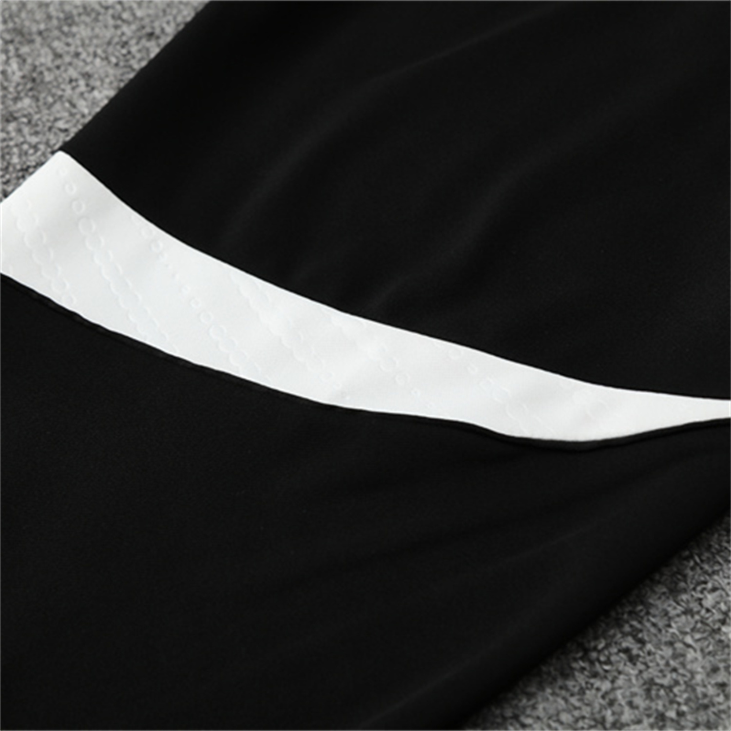 AlphaJersey-Liver.pool 25-26 Long Sleeve Training Set - White Top & Black Pants