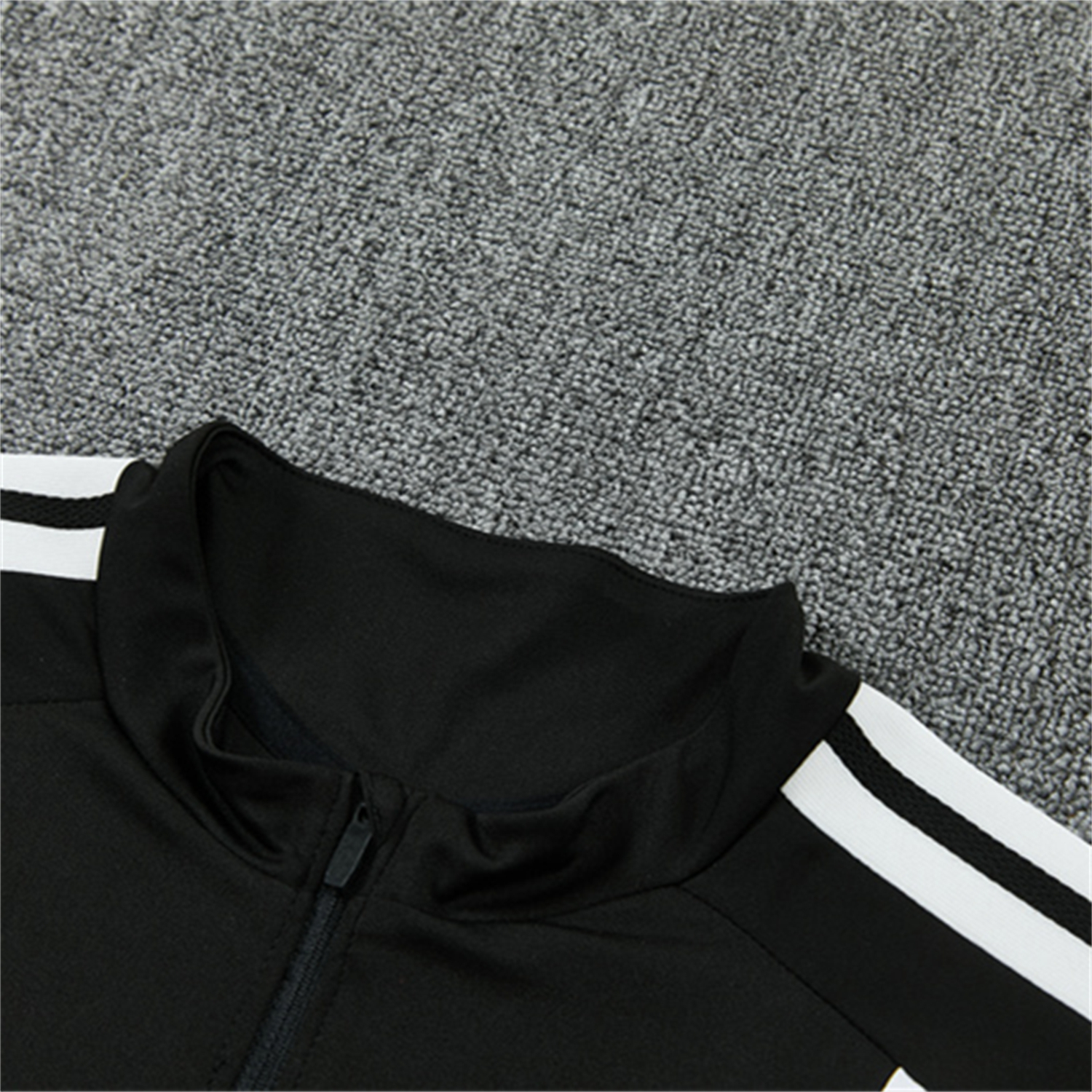 AlphaJersey-Spain 2026 Long Sleeve Training Set - Black Top & Black Pants