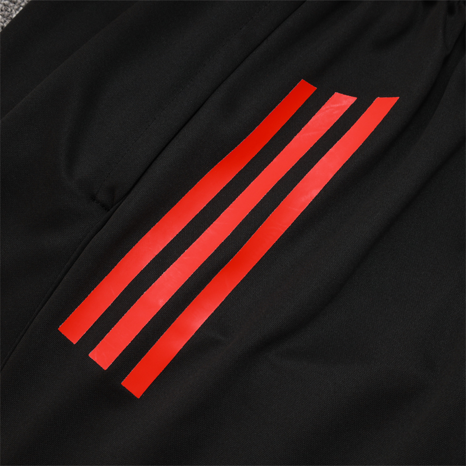 AlphaJersey-Liver.pool 25-26 Vest Training Set - Black Vest & Black Shorts