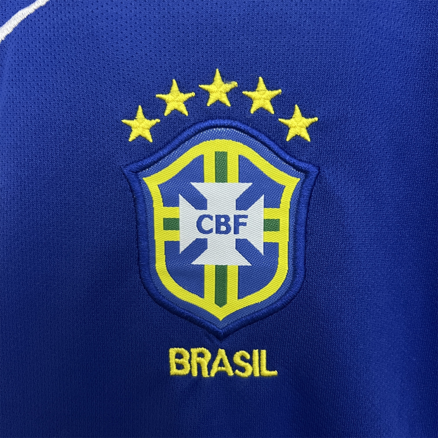 AlphaJersey-Retro Brazil 2004 Away Kids Kit