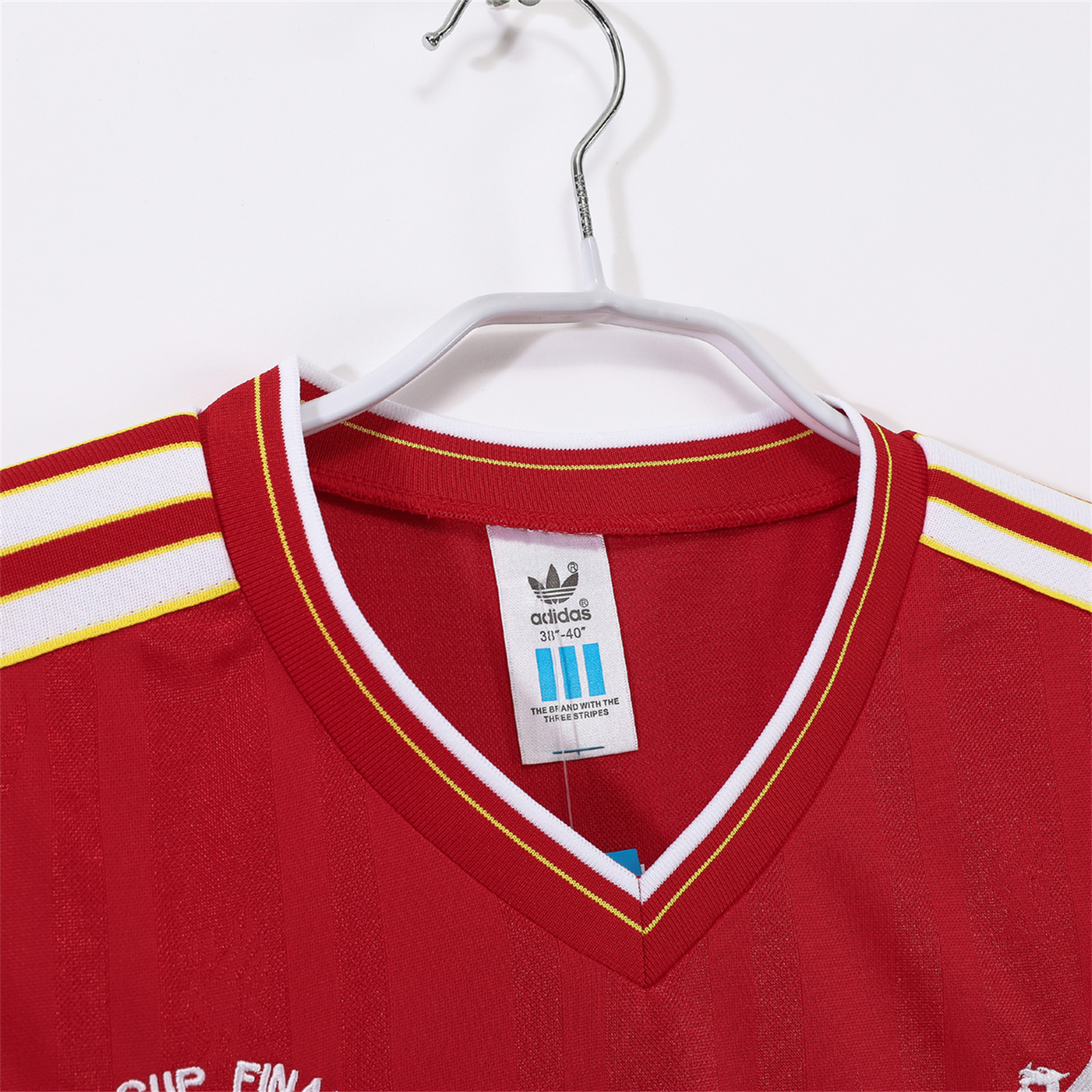 AlphaJersey-Retro Liver.pool 1985-86 Home Jersey - FA CUP FINAL Version