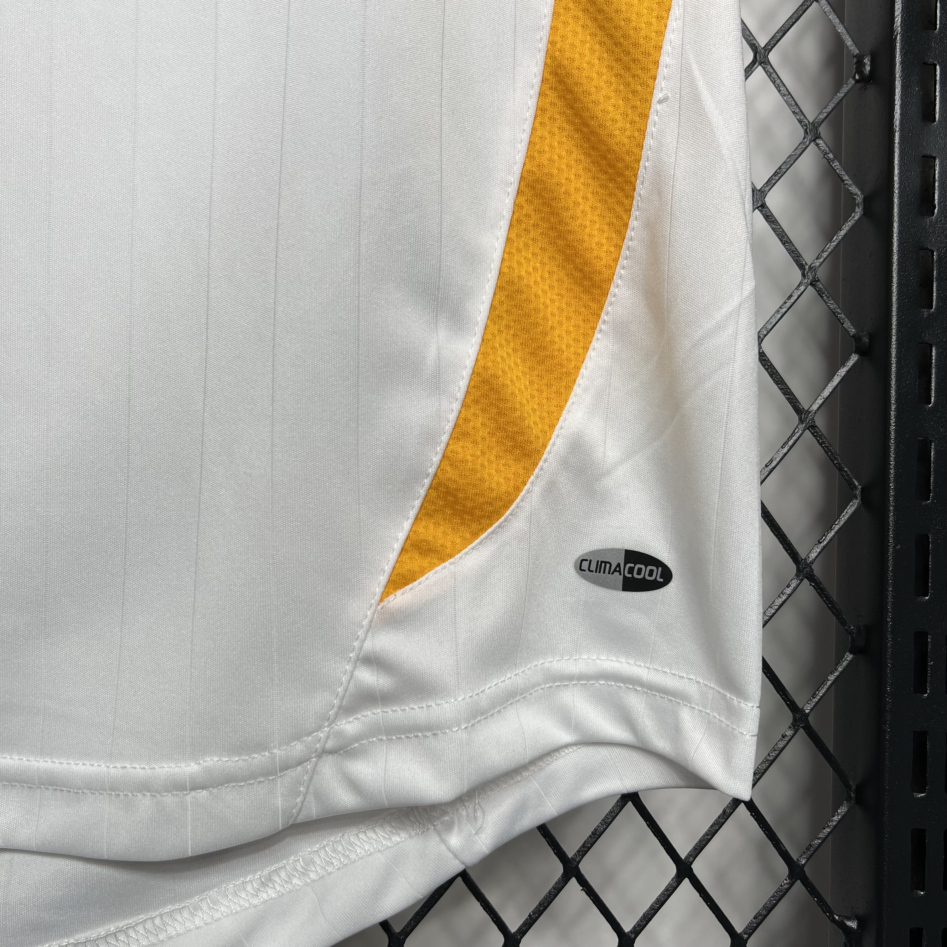 AlphaJersey-Retro Germany 2006 Home Stadium Jersey