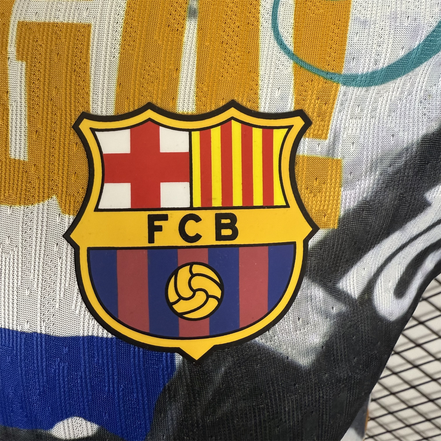 AlphaJersey-Barcelona 25-26 Ronaldinho Photo Collage Style POLO Colorful Special Jersey - Player Version