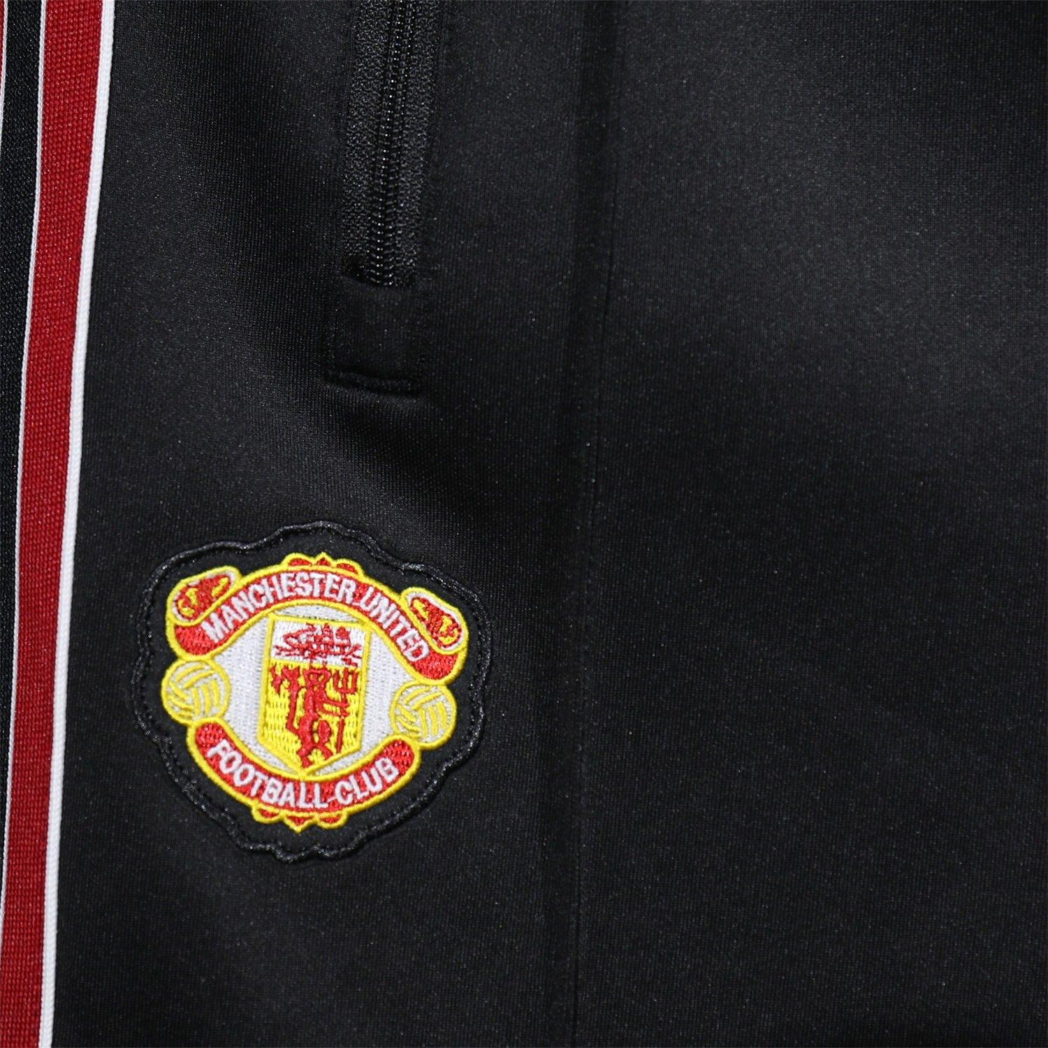 AlphaJersey-Manchester United 25-26 Red Lines Training Set - Black Top and Black Pants
