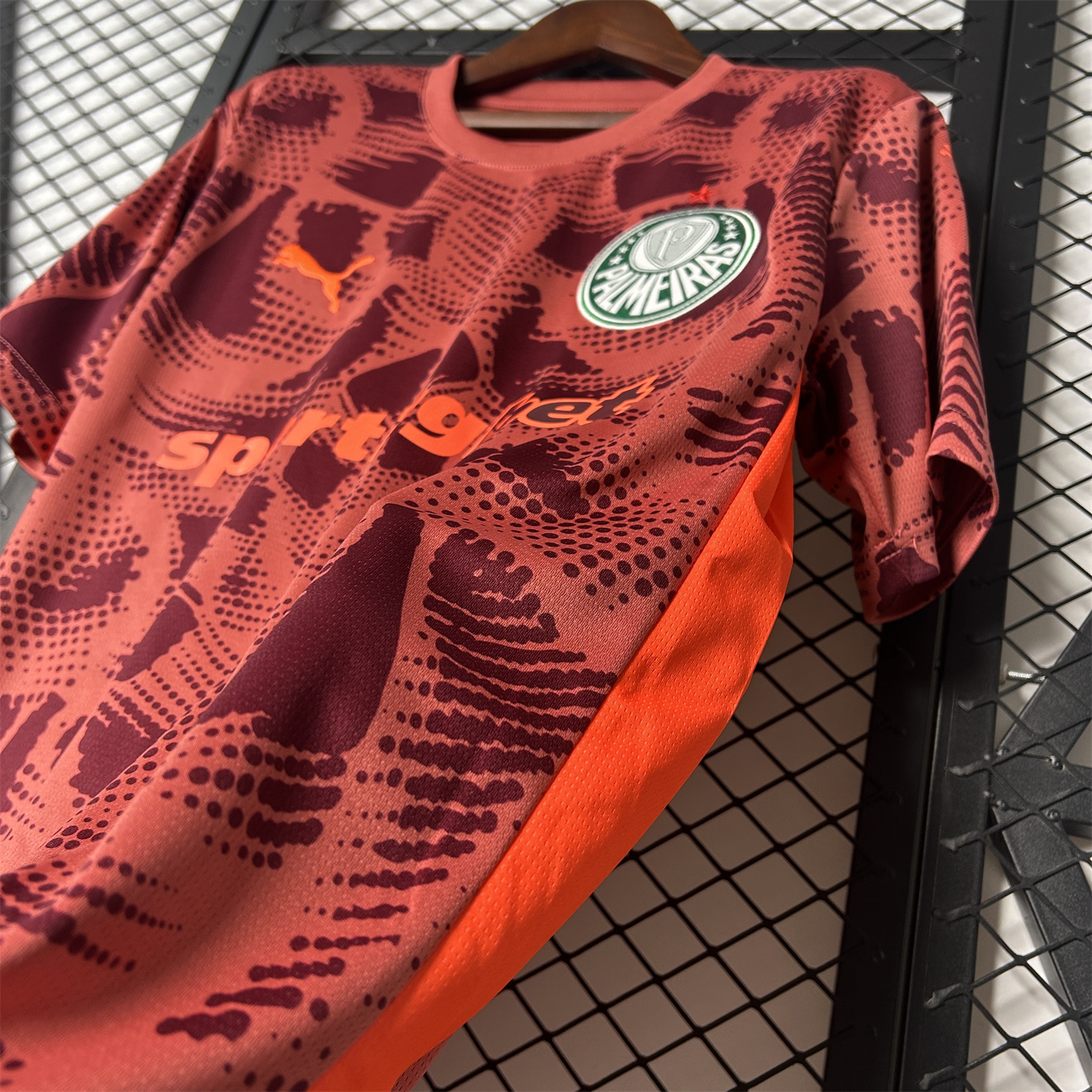 AlphaJersey-Palmeiras 25-26 Red Goalkeeper Jersey - Fans Version