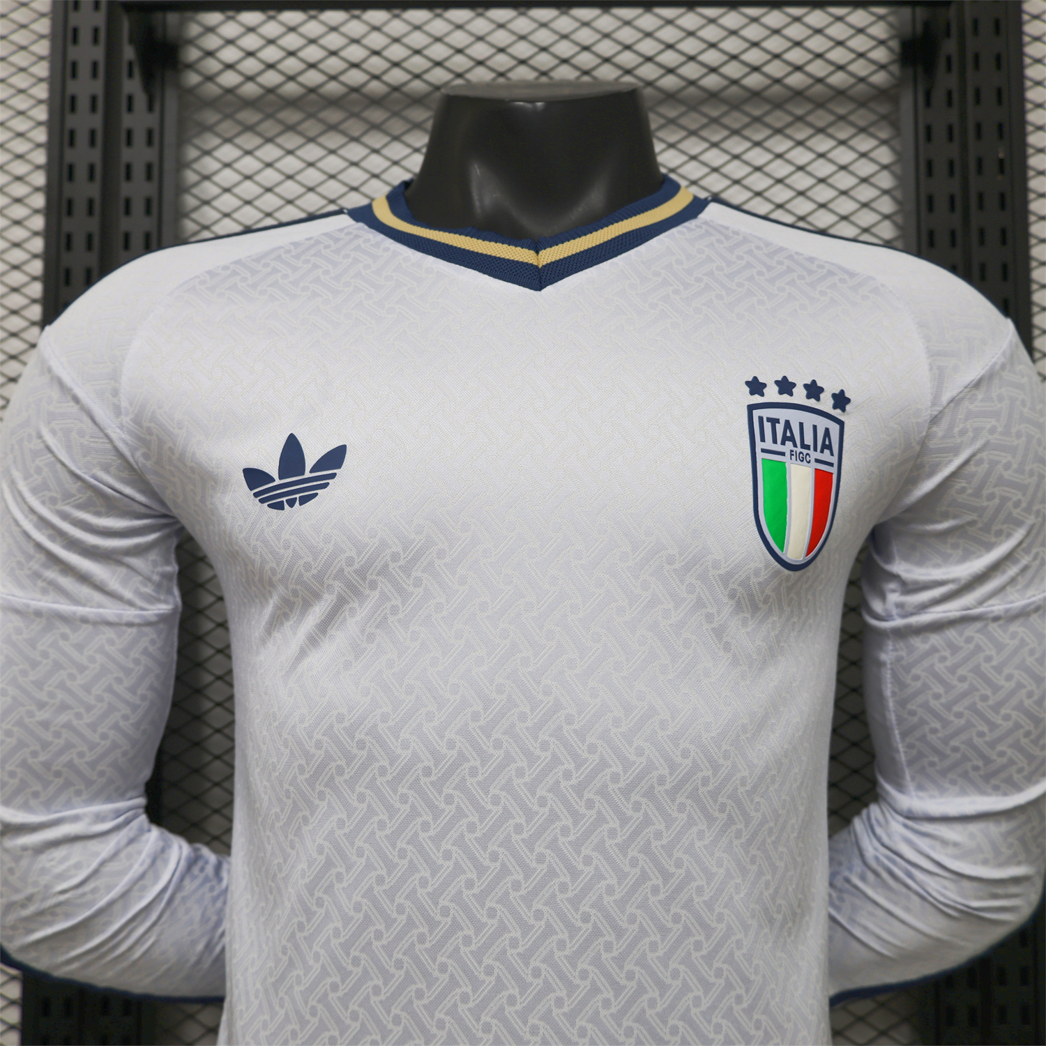AlphaJersey-Italy 2026 Away Long Sleeves Jersey - Player Version