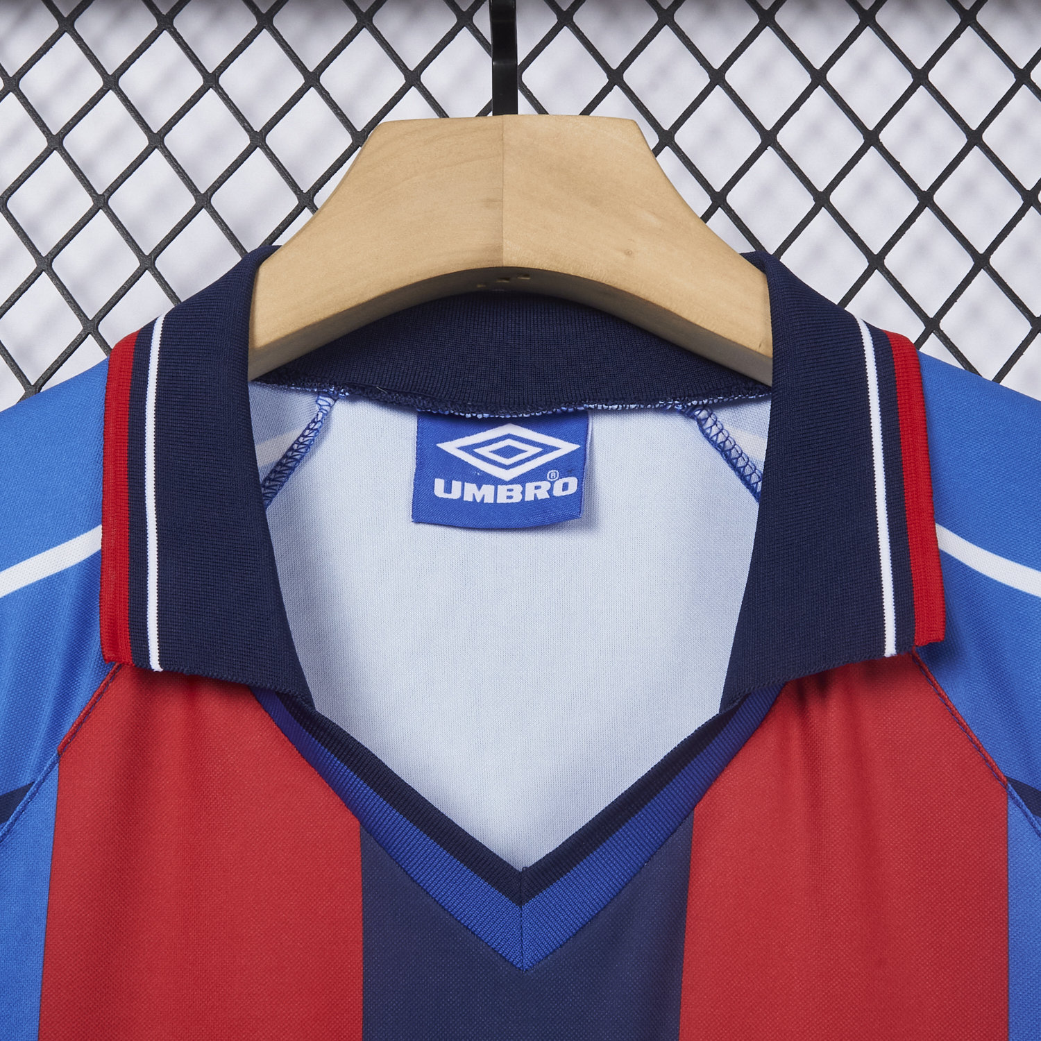 AlphaJersey-Retro Fortuna Düsseldorf 1997-98 Away Jersey