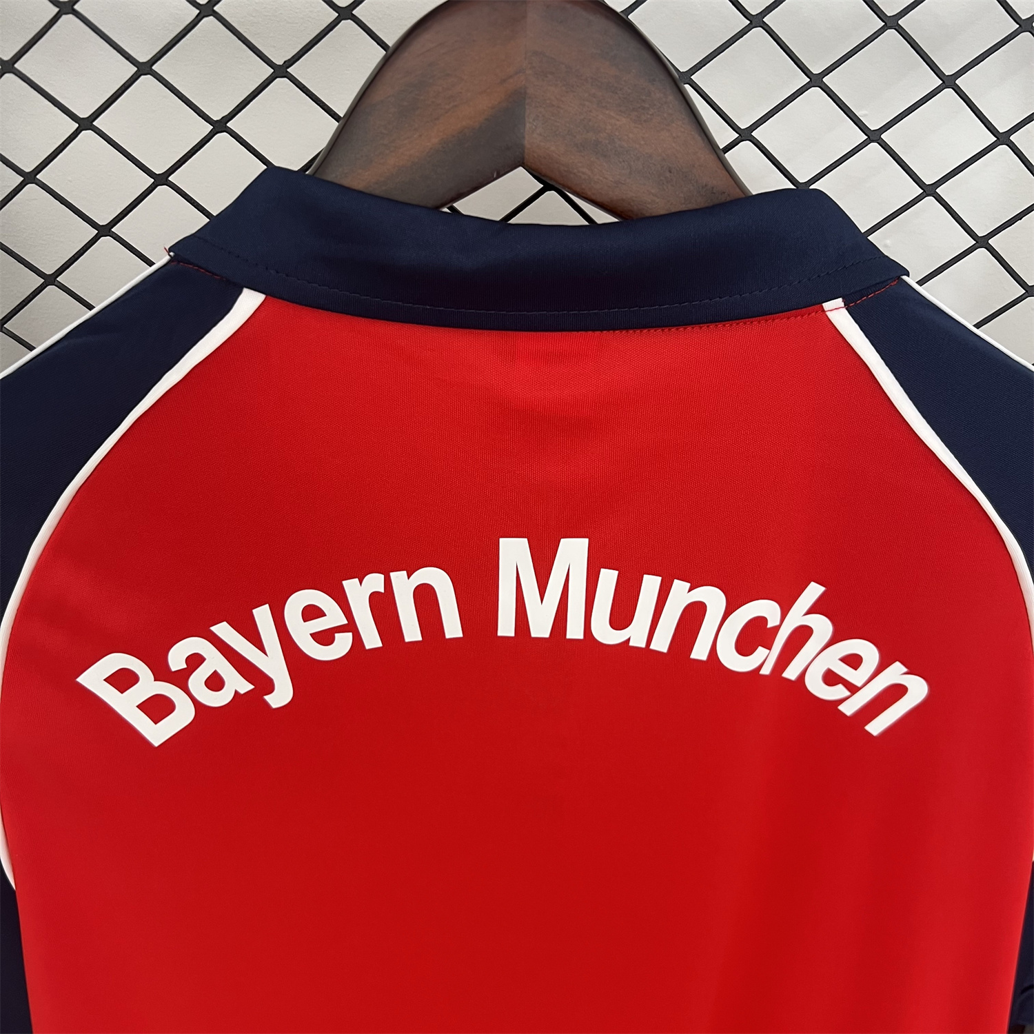AlphaJersey-Retro Bayern Munich 2000-01 Home Jersey