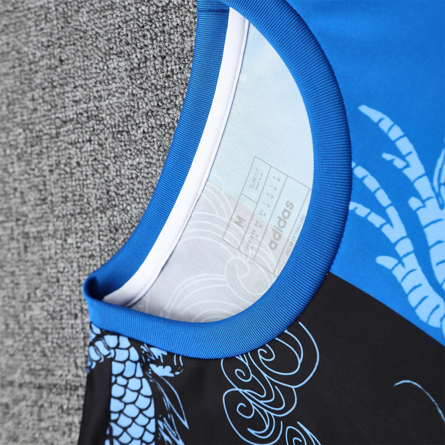 AlphaJersey-Real Madrid 25-26 Short-Sleeve Training Set - Blue Black Dragon Top & Black-White Shorts
