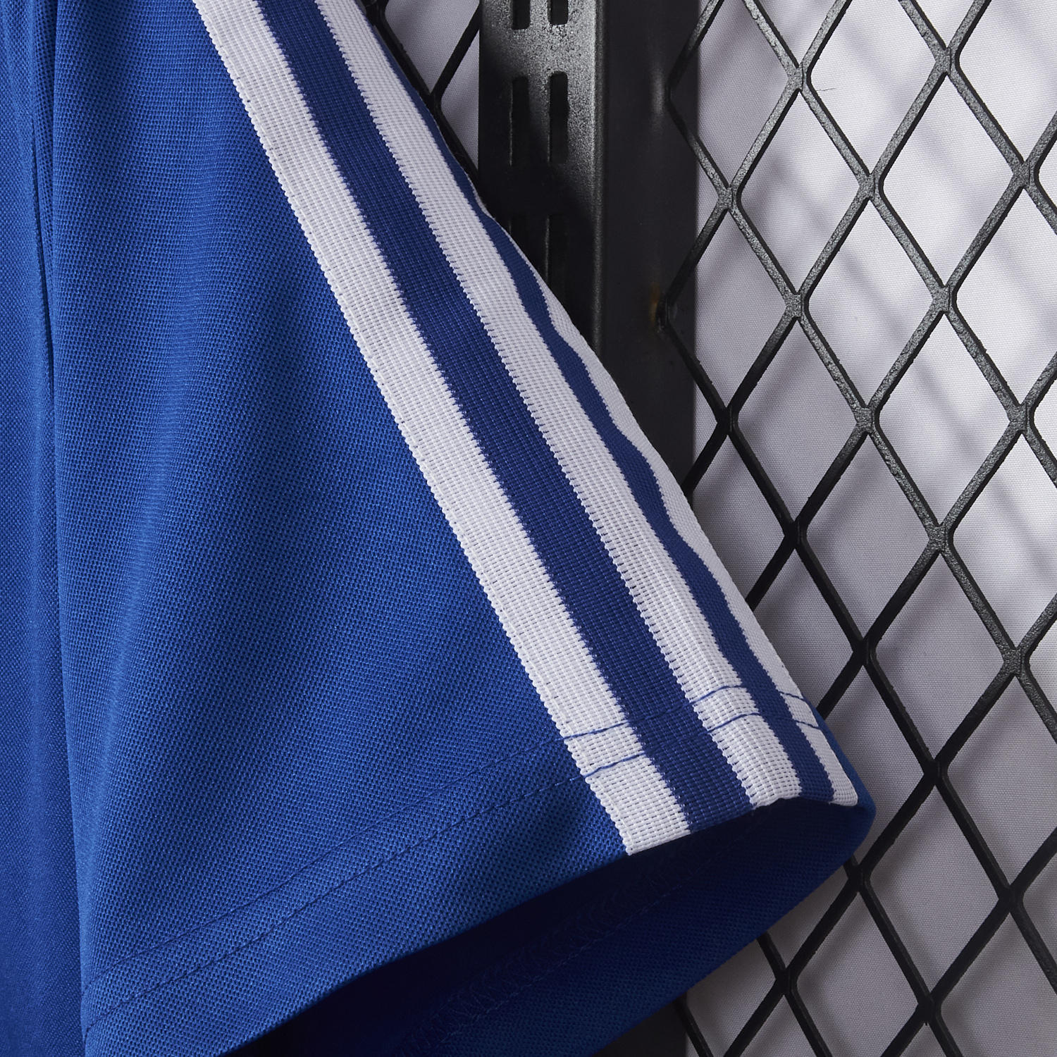 AlphaJersey-Retro Hamburger SV 1979 Away Blue Jersey