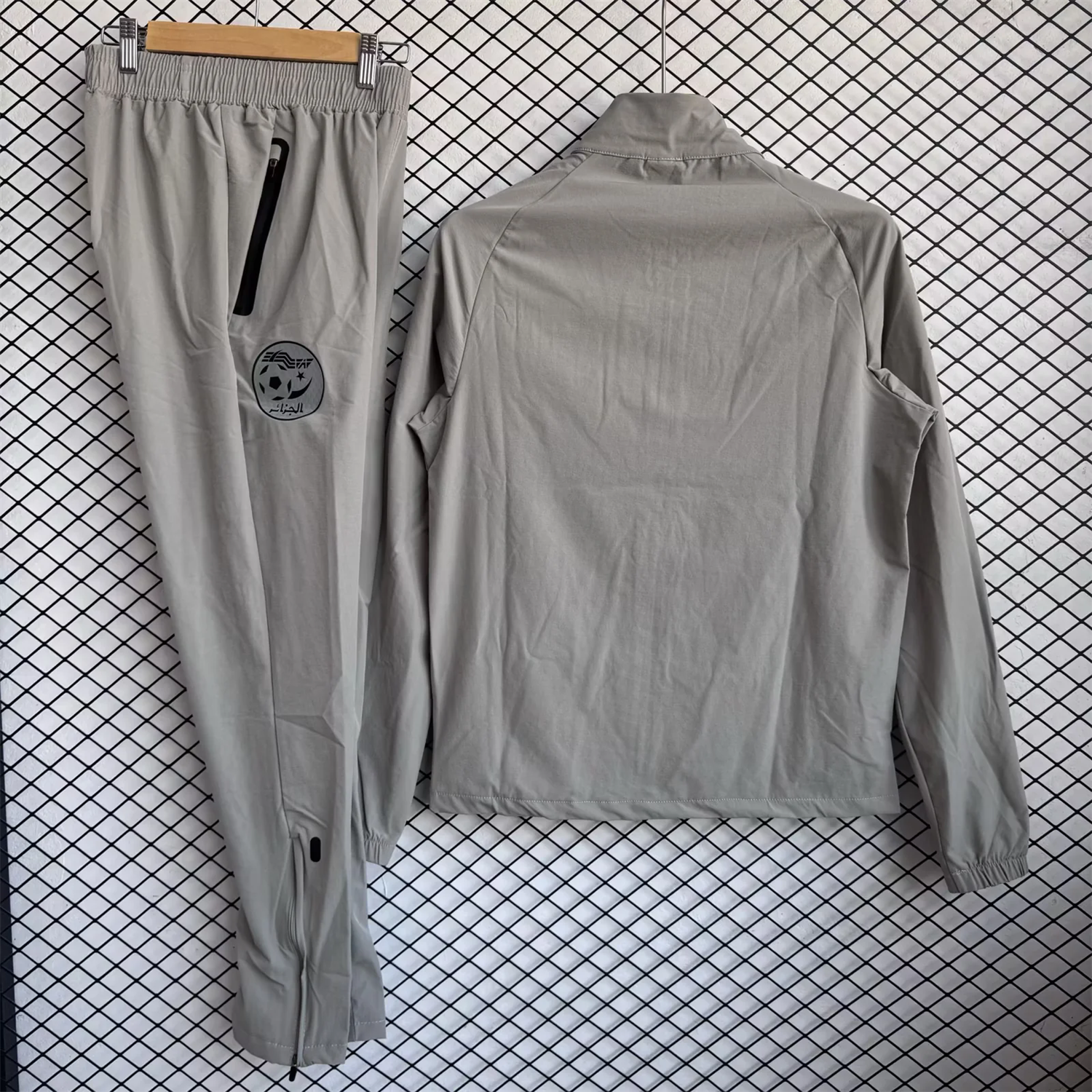 AlphaJersey-Algeria 25-26 Windbreaker Training Set - Grey Top and Pants
