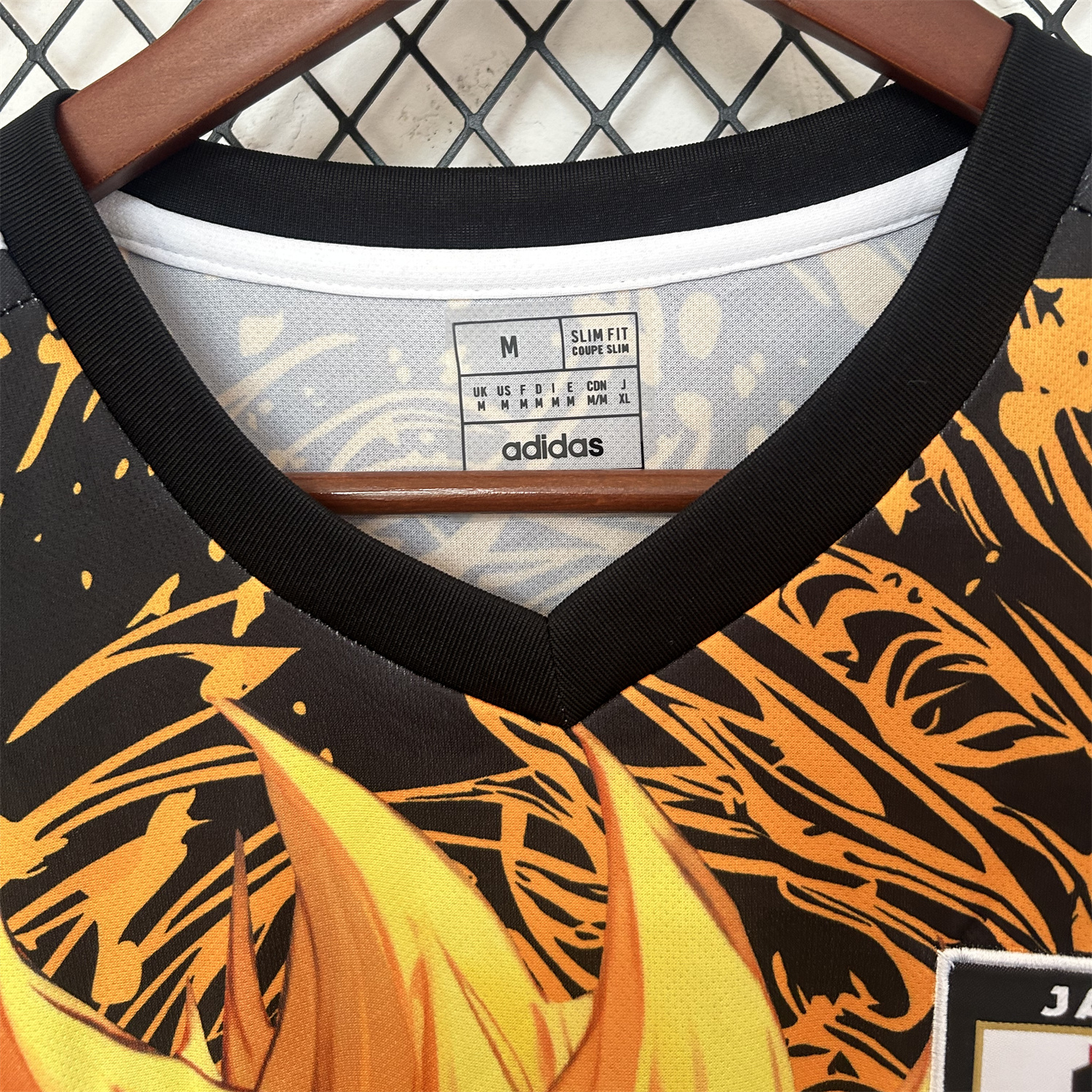 AlphaJersey-Japan 25-26 Half-length Of Blond Son Goku Special Edition Jersey - Fans Version