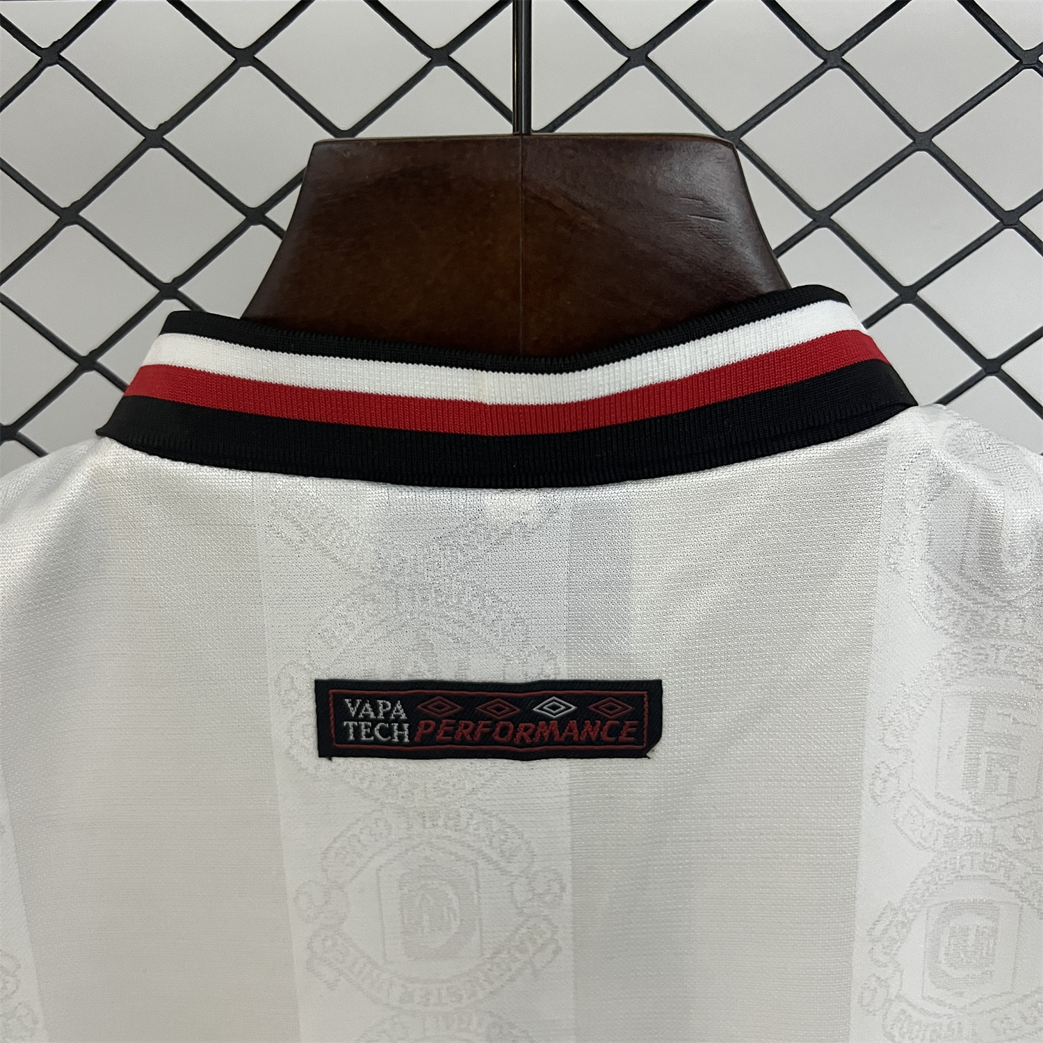 AlphaJersey-Retro Manchester United 1997-98 Away Kids Kit