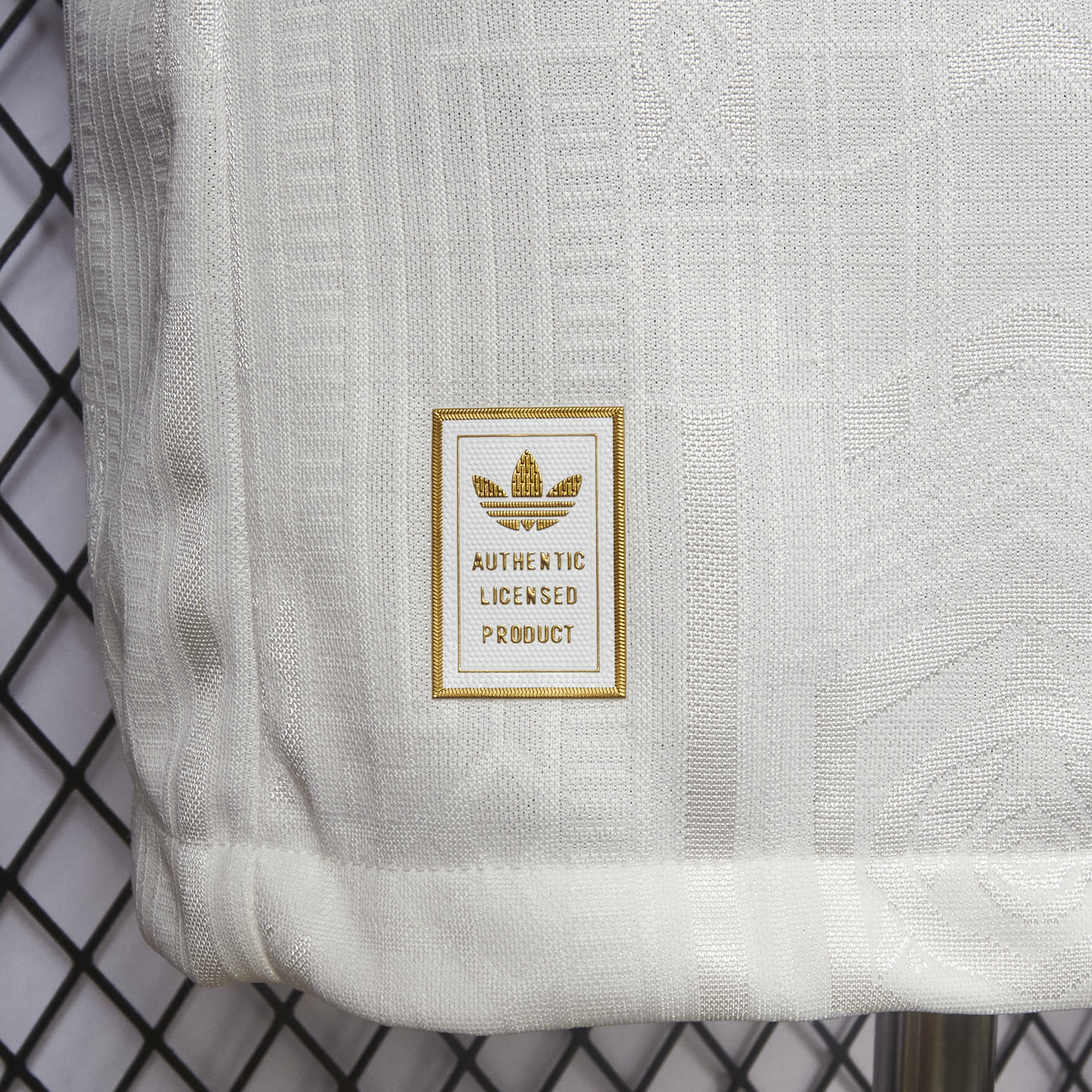 AlphaJersey-【Embroidered Flower Version】Arsenal 25-26 Third White Jersey - Player Version