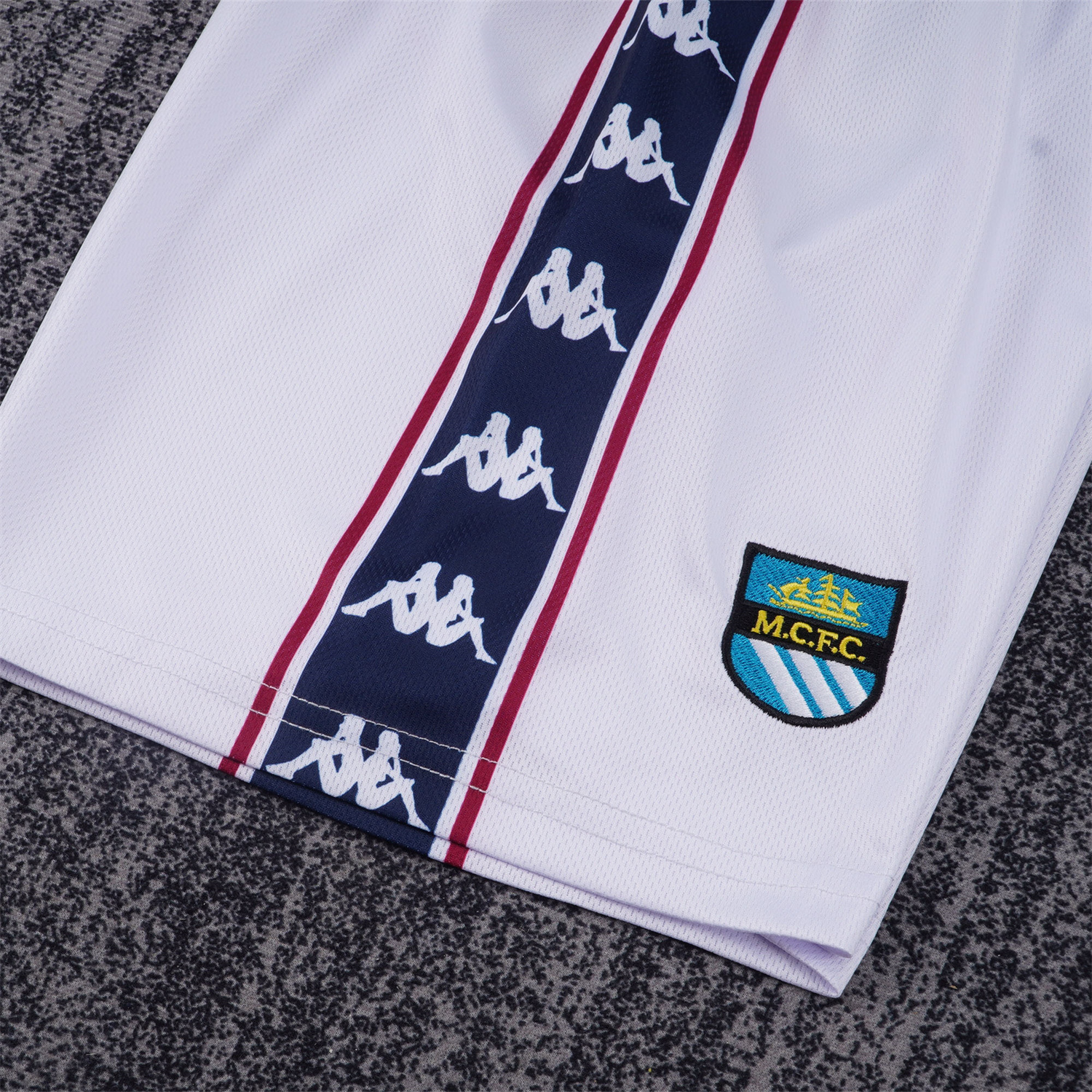 AlphaJersey-Retro Manchester City 1997-98 Home Kids Kit