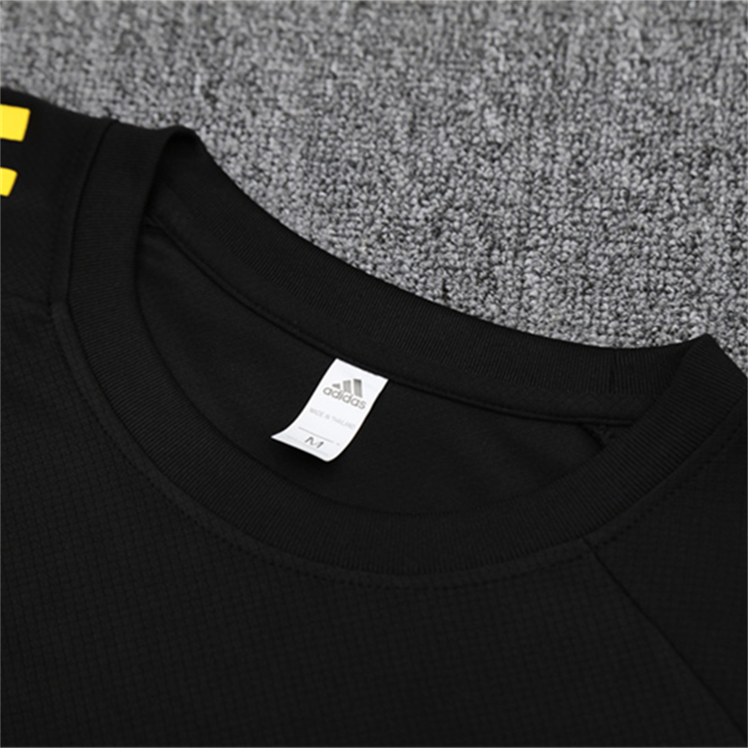 AlphaJersey-Manchester United 25-26 Short-Sleeve Training Set - Black Top & Black shorts