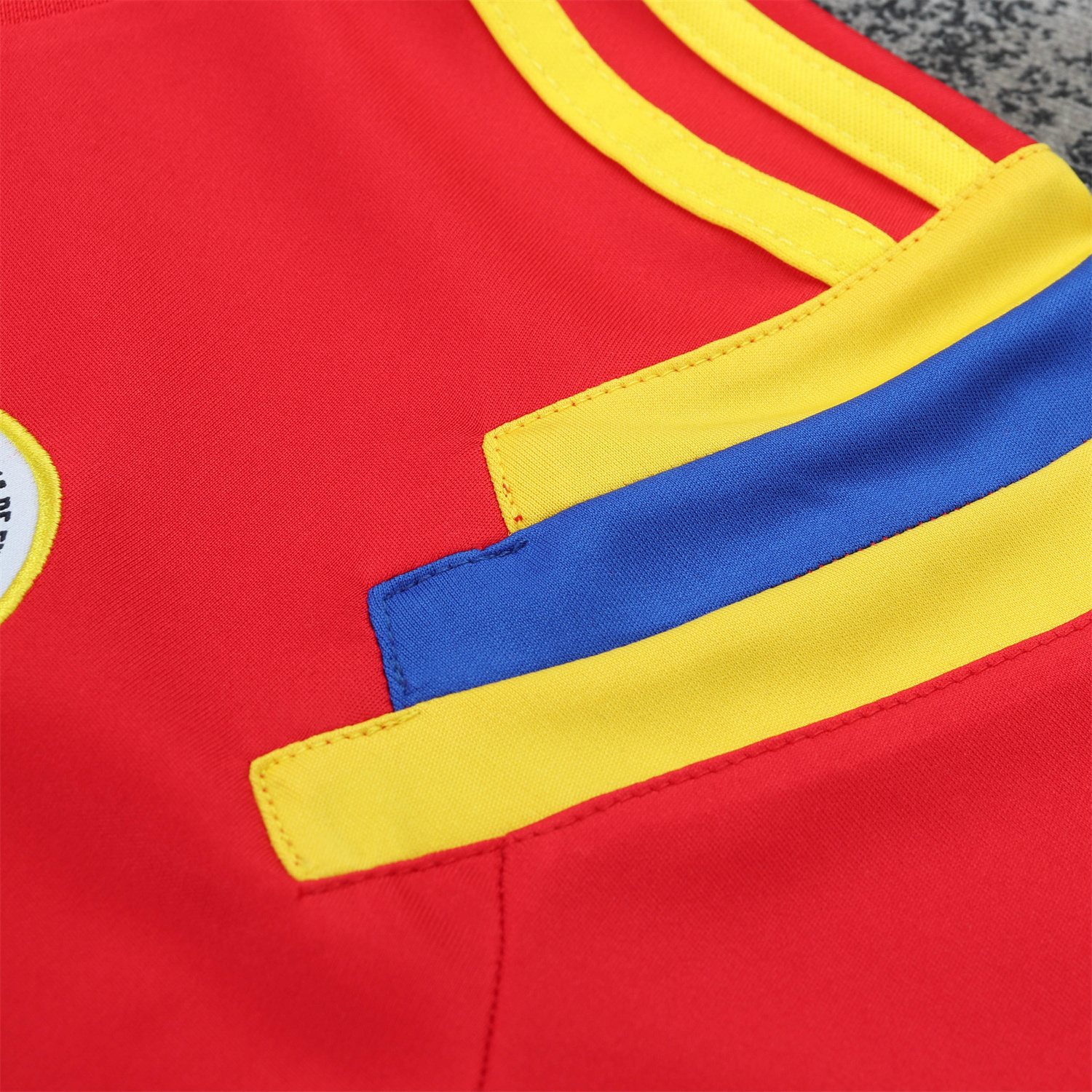 AlphaJersey-Retro Colombia 1990 Away Kids Kit
