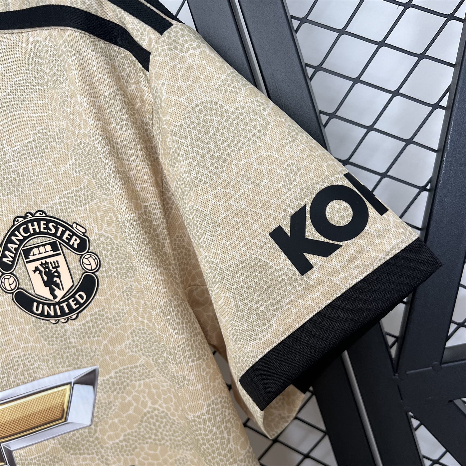 AlphaJersey-Retro Manchester United 2019-20 Away Jersey