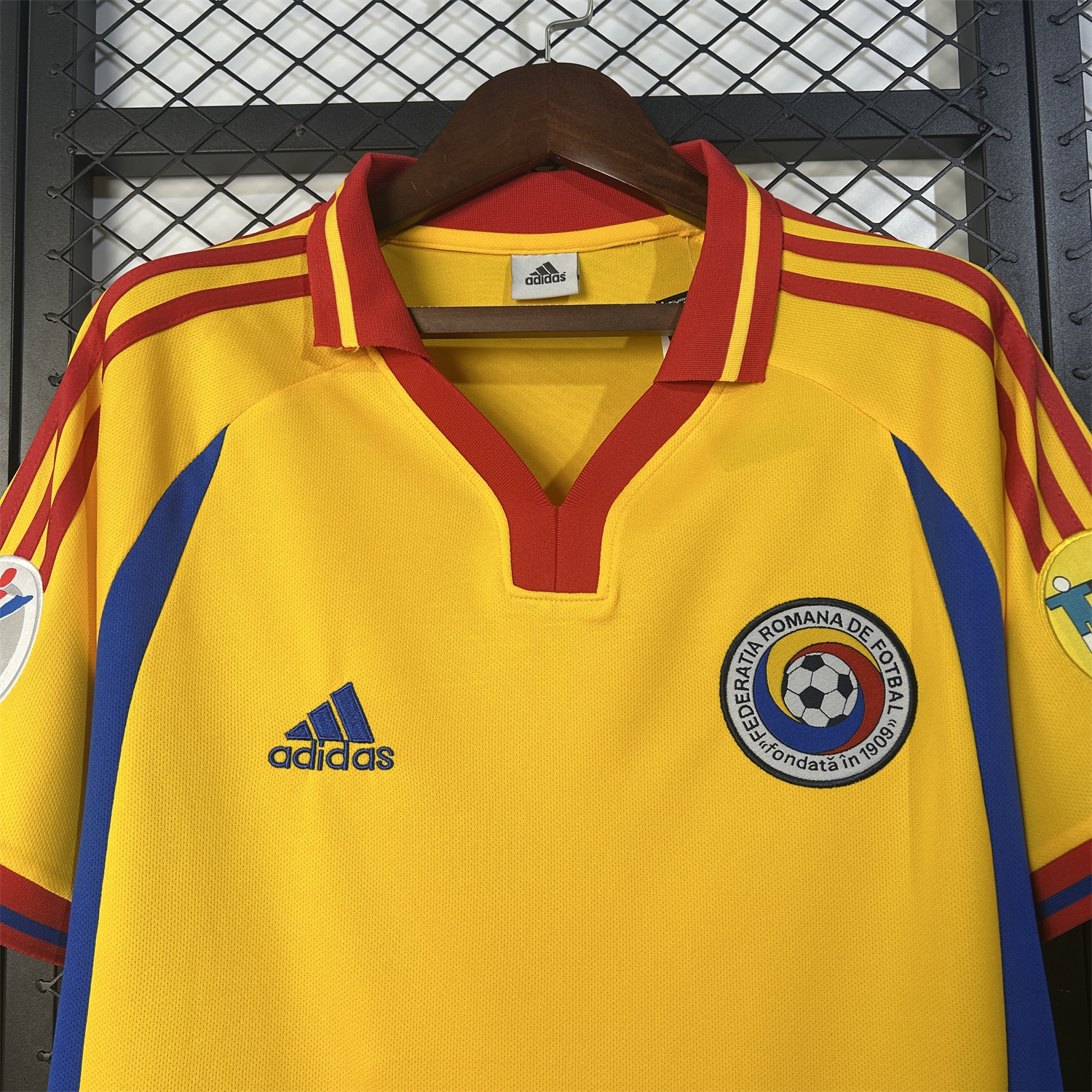 AlphaJersey-Retro Romania 2000 Home Jersey