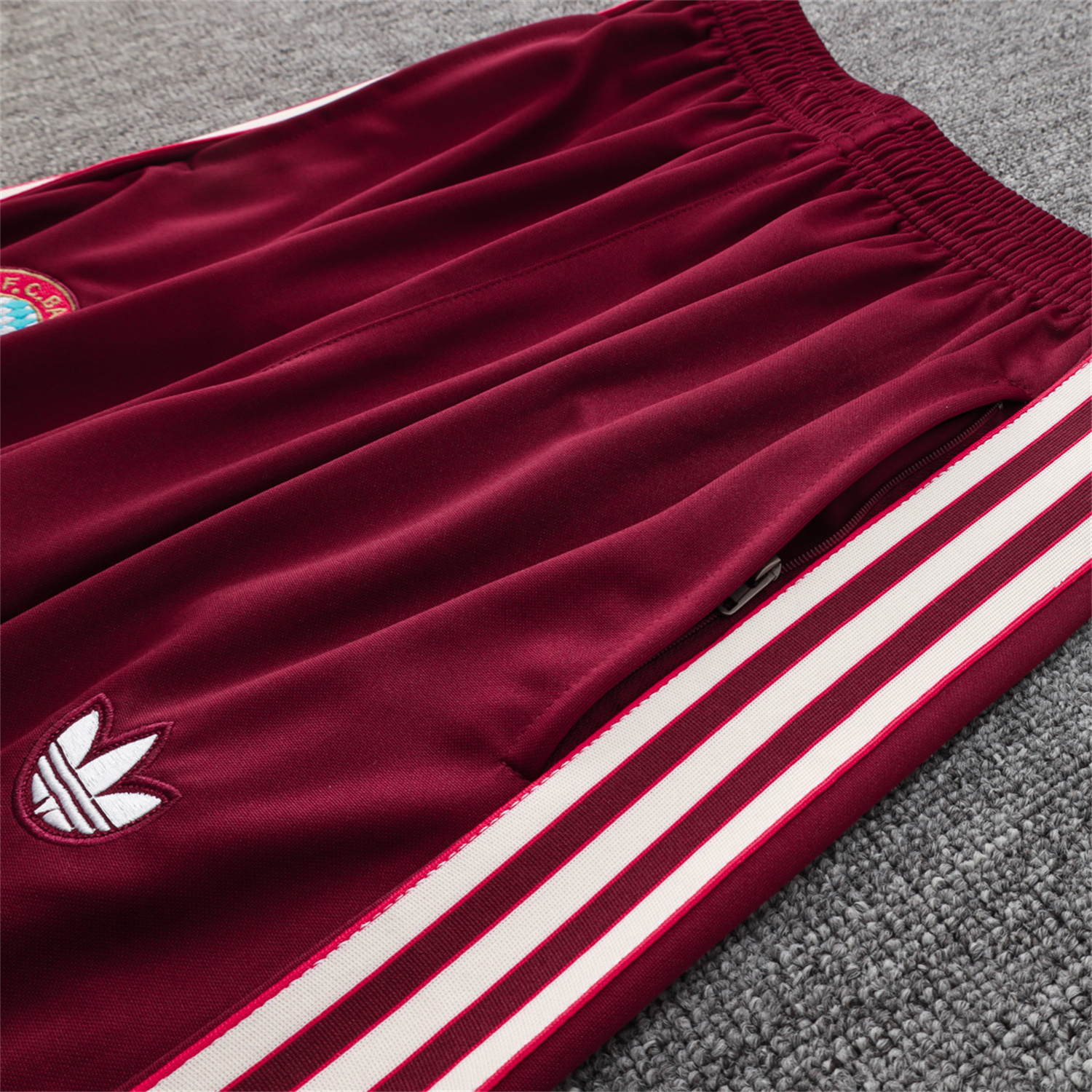 AlphaJersey-Bayern Munich 25-26 Originals Terrace Icon Jacket Training Tracksuit - Deep Red