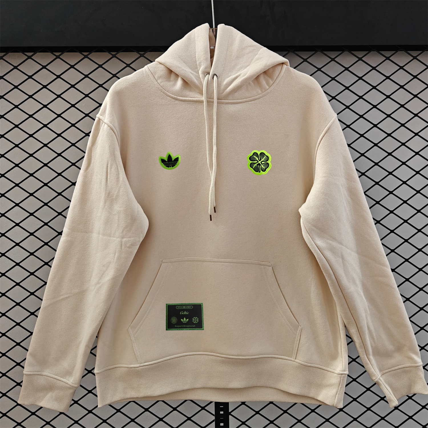 AlphaJersey-Celtic 25-26 Originals Terrace Icon Unisex Pullover Hoodie
