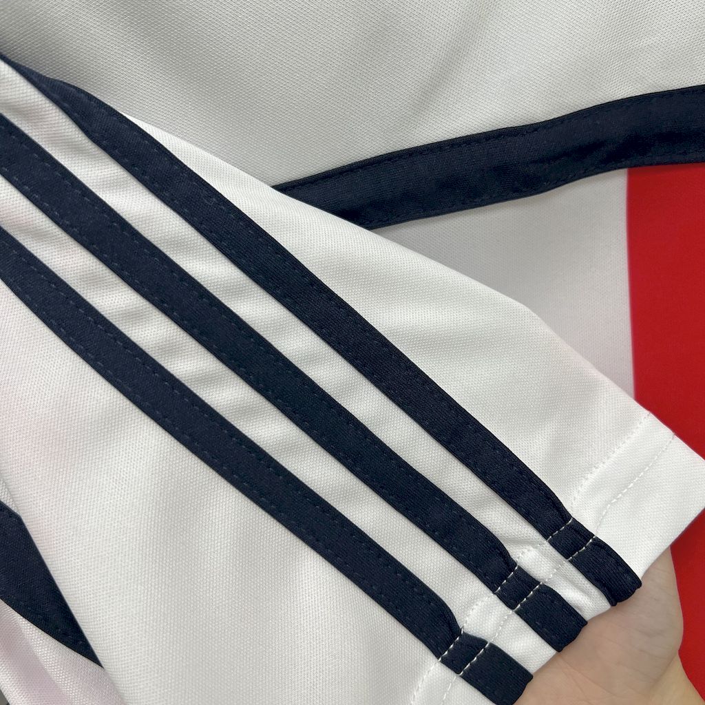 AlphaJersey-Retro Bayern Munich 2000-01 Away Jersey
