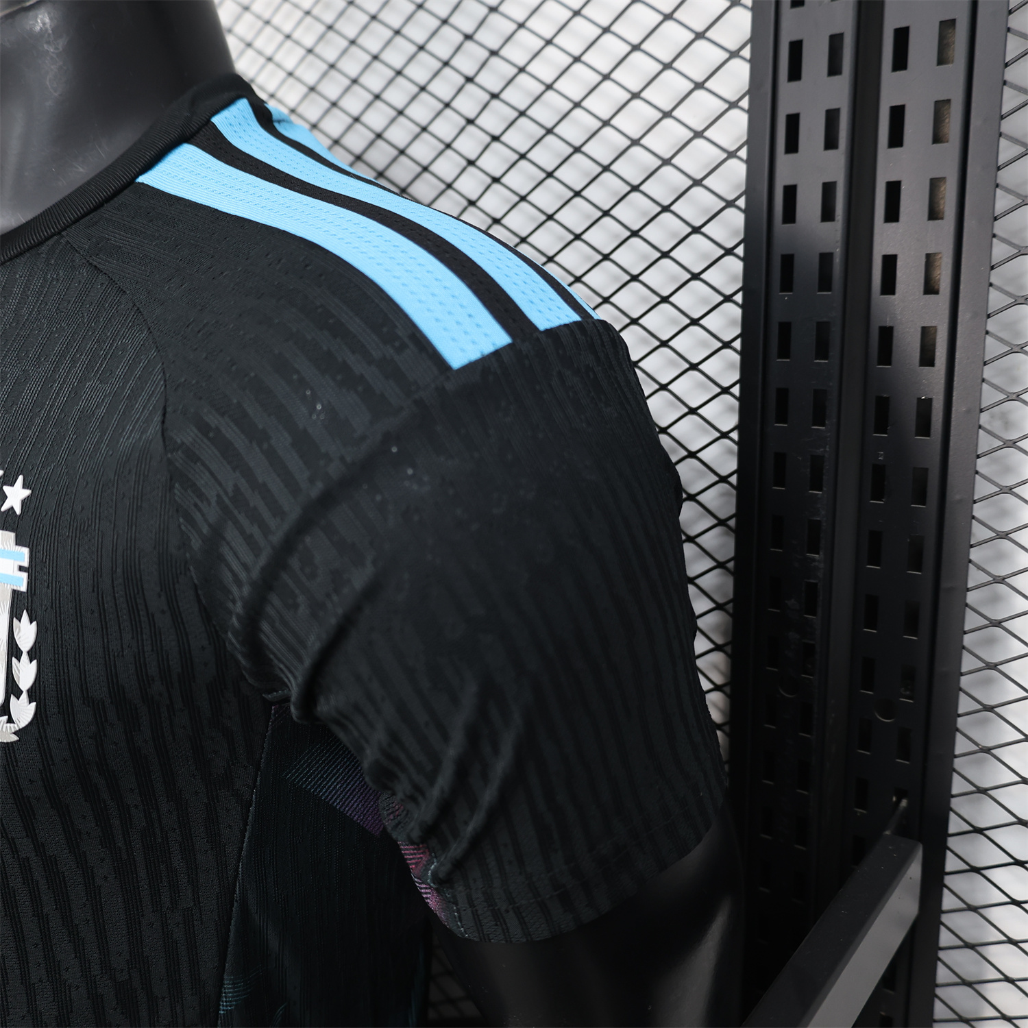 AlphaJersey-Argentina 2026 Black Pre-Match Training Jersey - Player Version