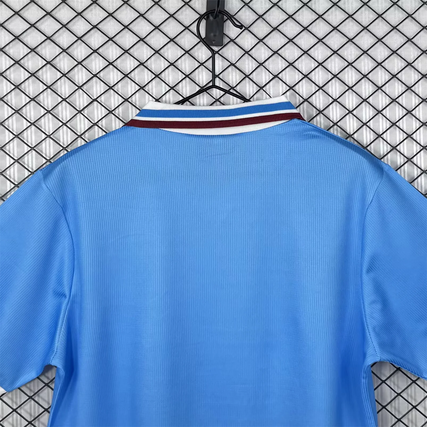 AlphaJersey-Retro Aston Villa 1997-98 Away Jersey