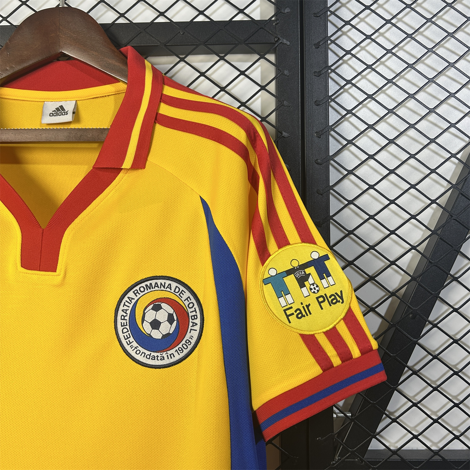 AlphaJersey-Retro Romania 2000 Home Jersey