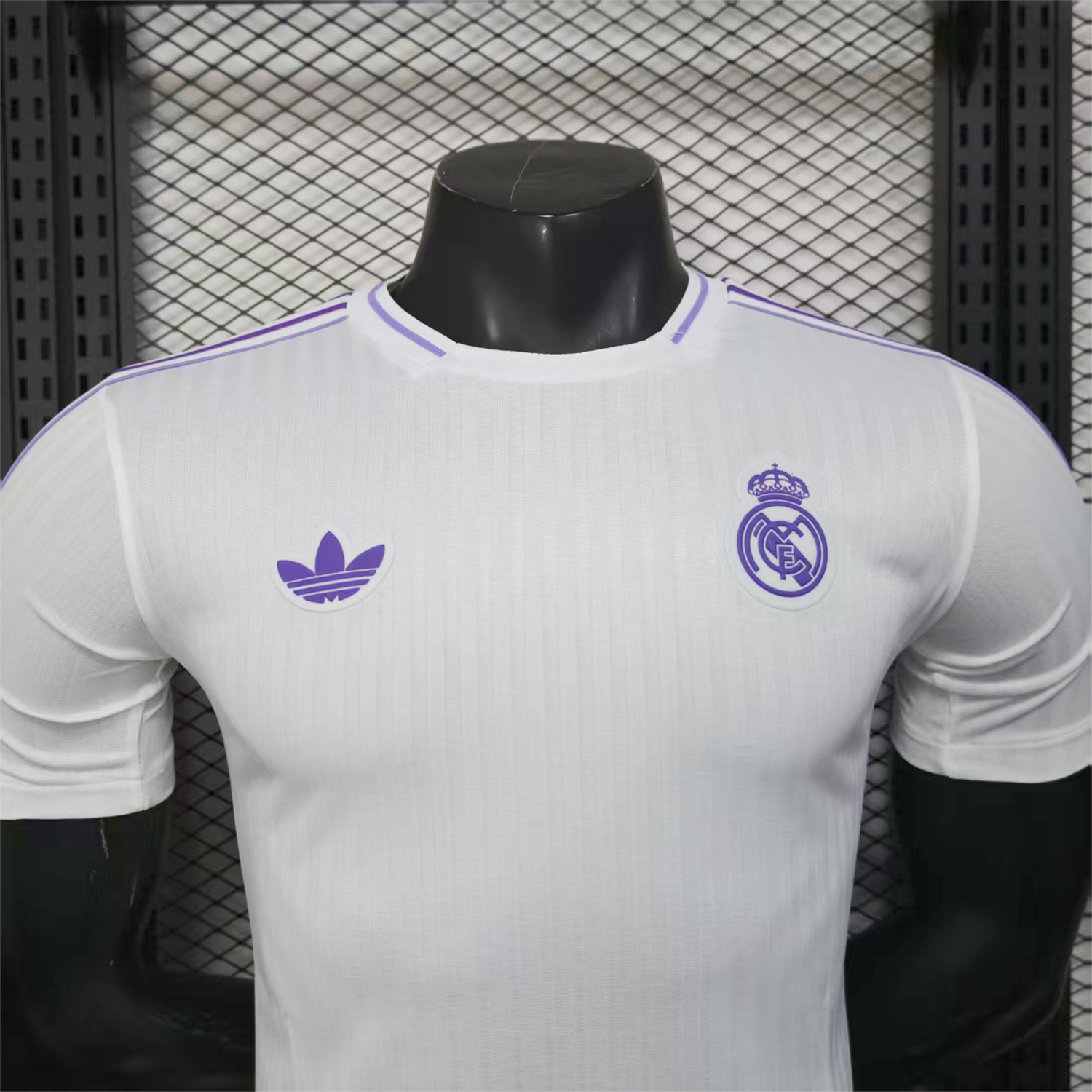AlphaJersey-Real Madrid 25-26 Purple Logo White Jersey - Player Version