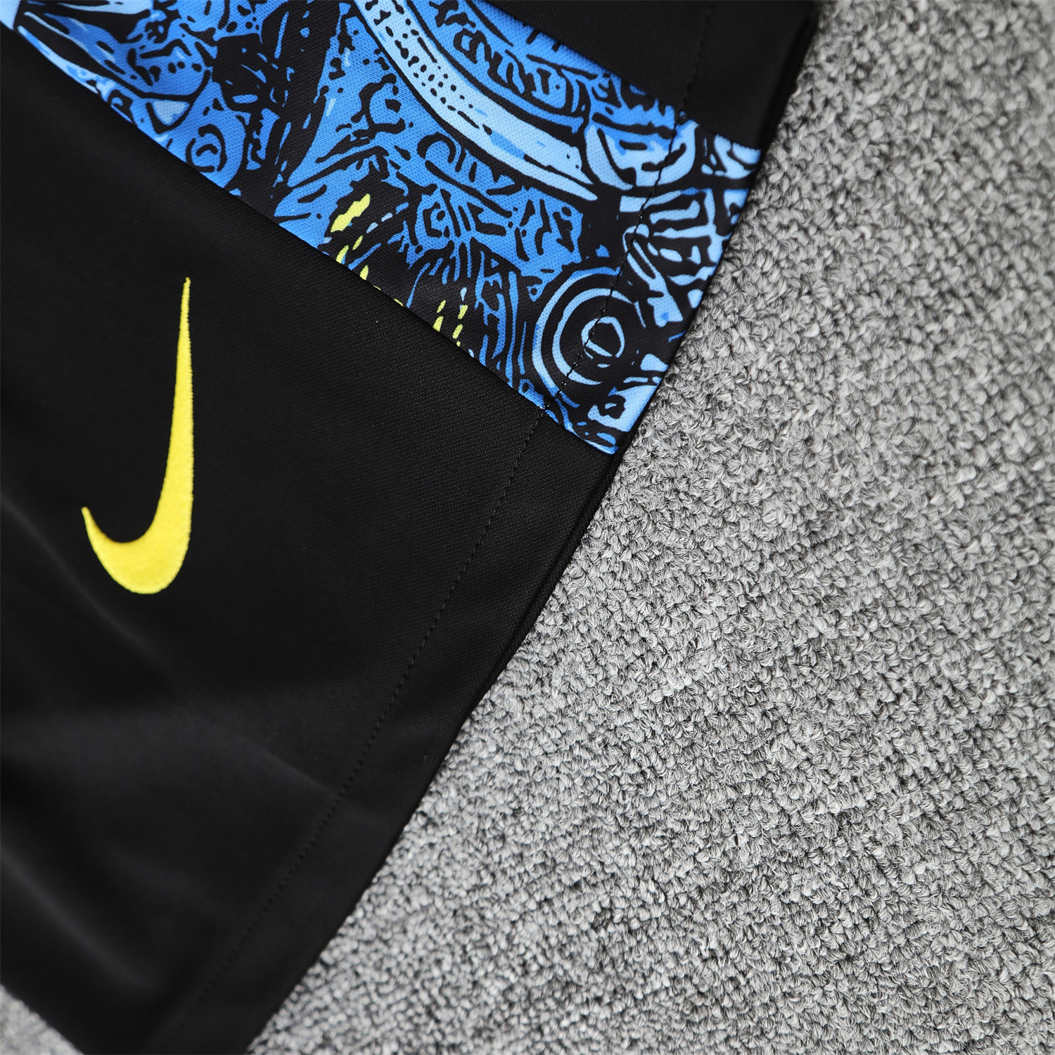 AlphaJersey-Brazil 25-26 Blue Jesus Statue Vest Training Set - Blue Vest & Black Shorts