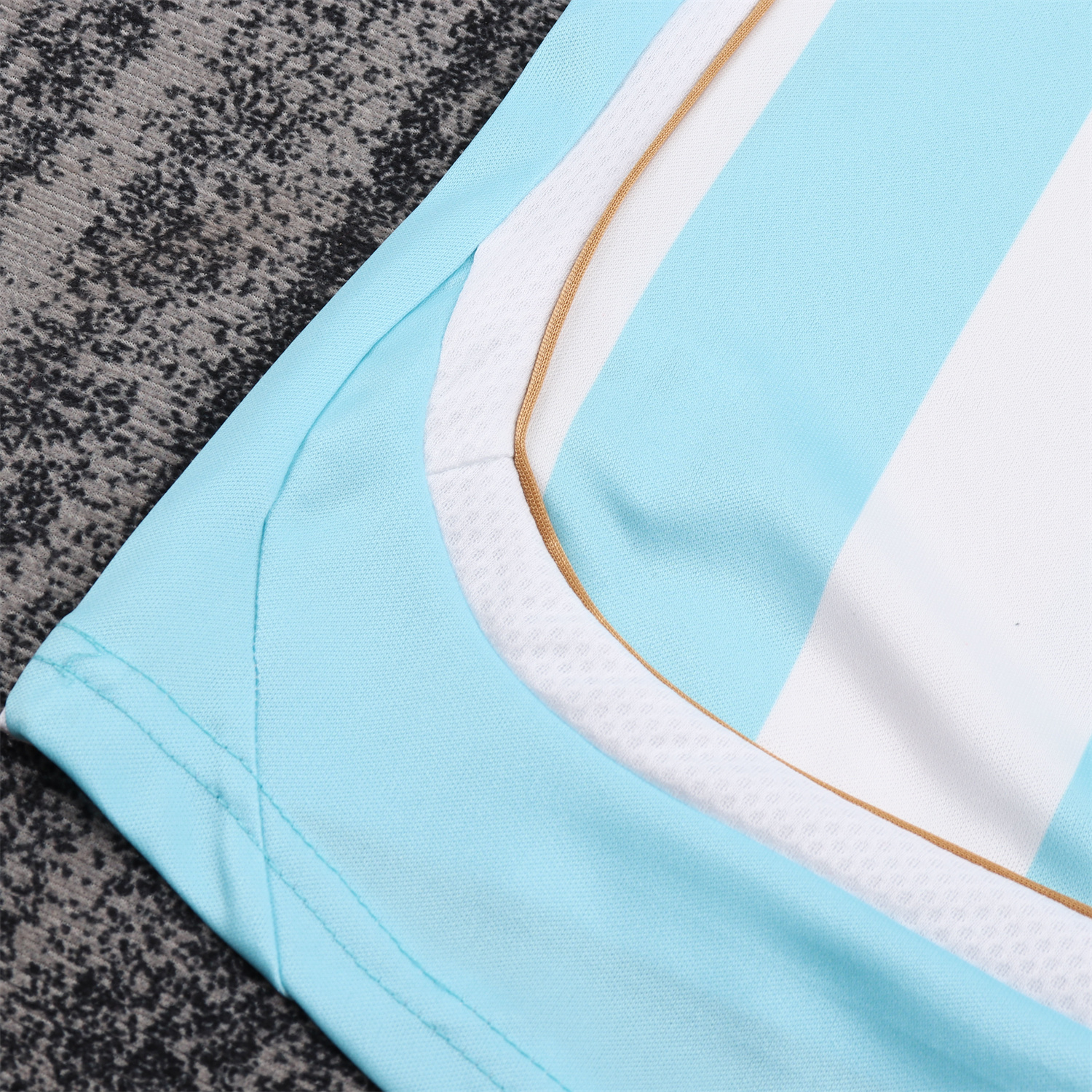 AlphaJersey-Retro Argentina 2006 Home Kids Kit